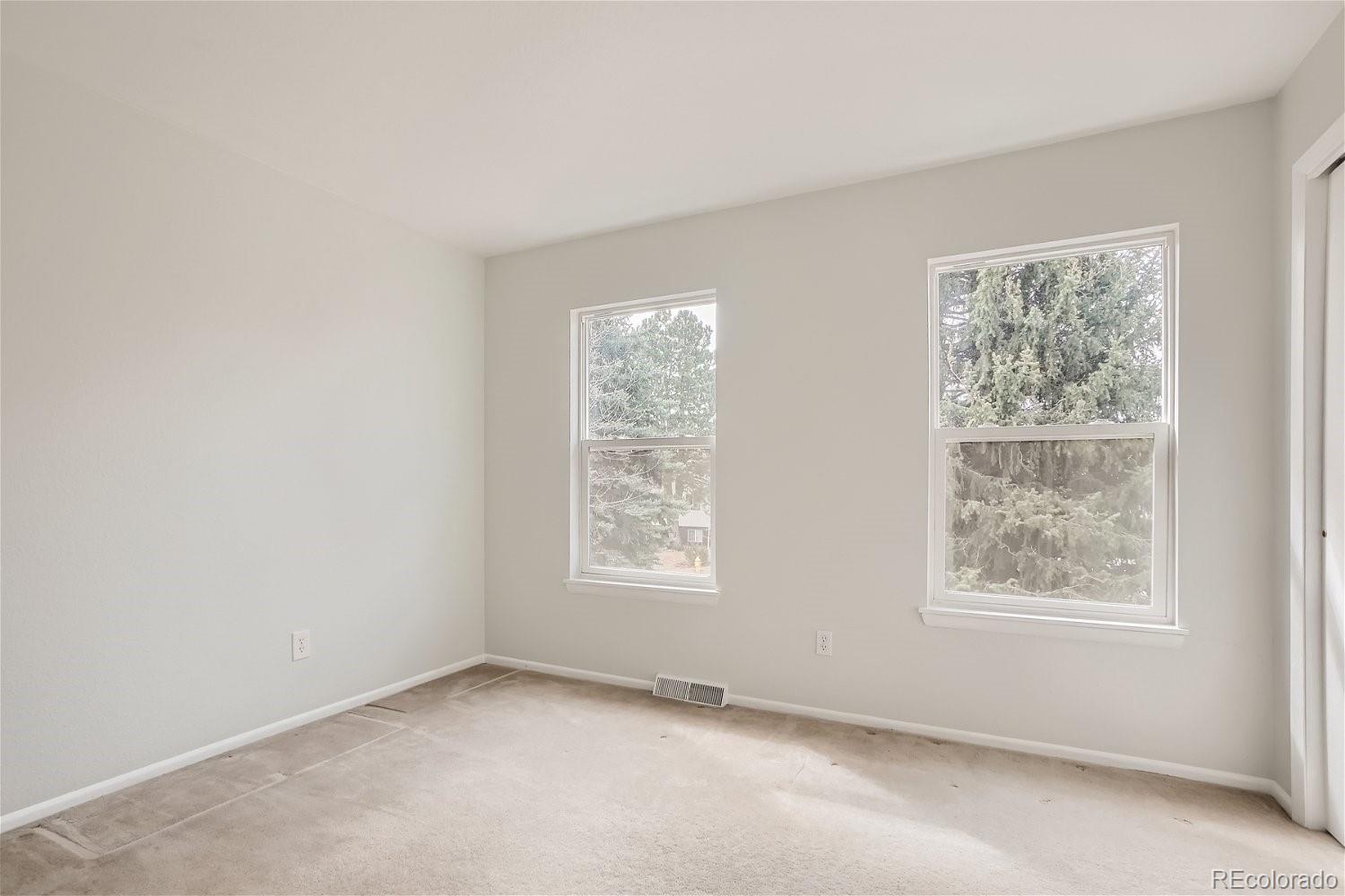 1736 Glenwood Drive