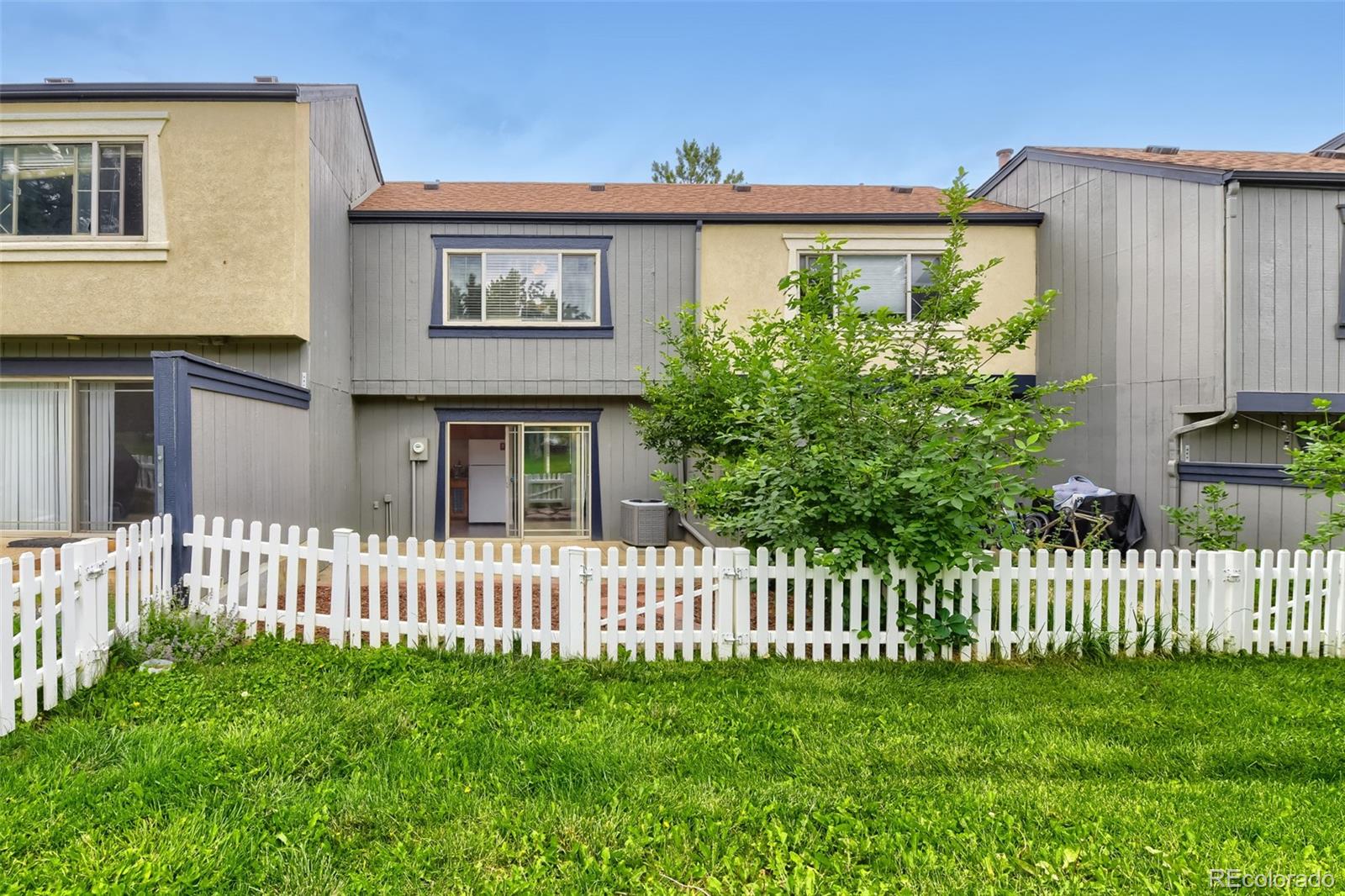 790 W Moorhead Circle