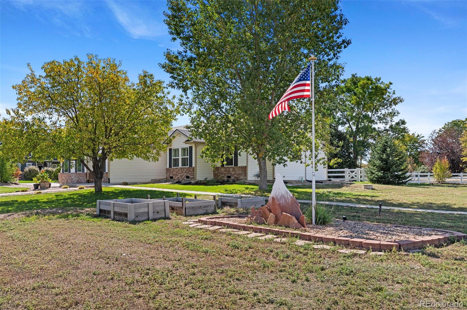 10661 E 152nd Avenue