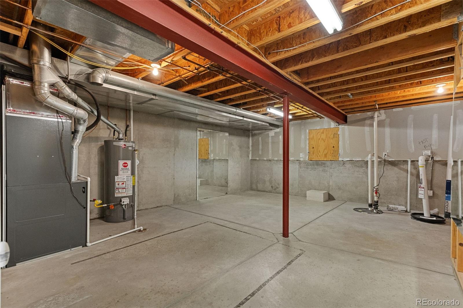 10661 E 152nd Avenue