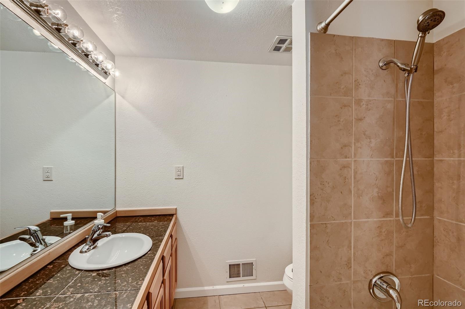 10614 Tancred Street