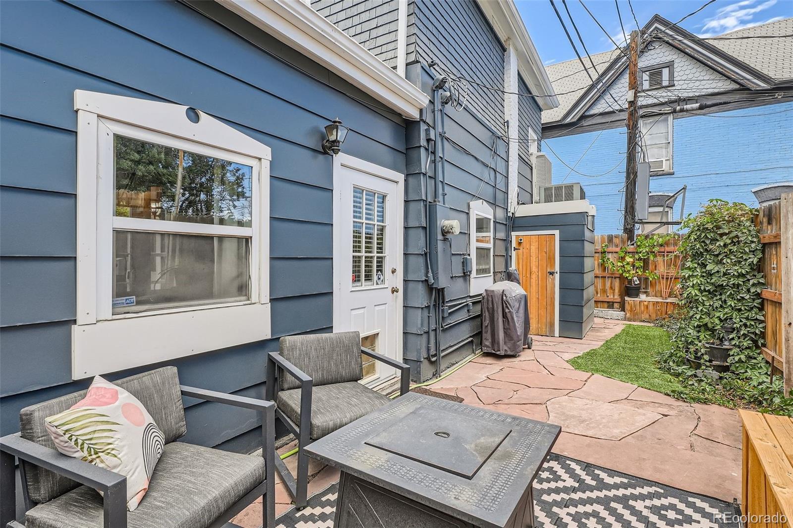 1414 N Clarkson Street