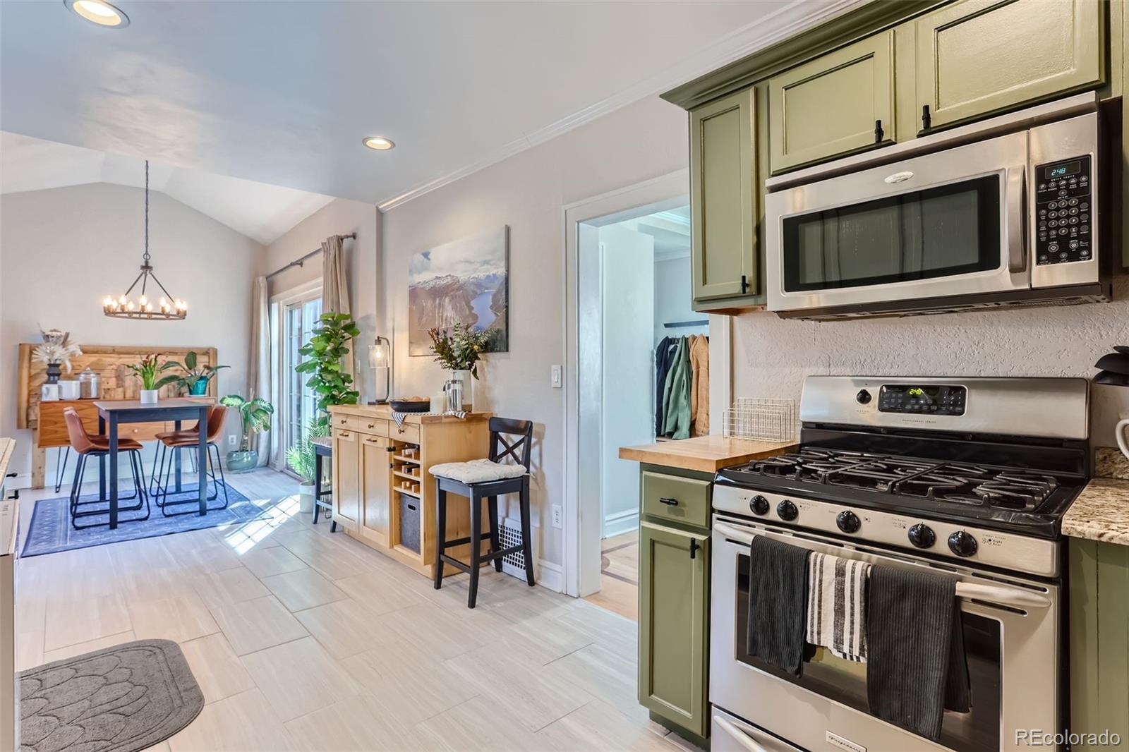 1414 N Clarkson Street