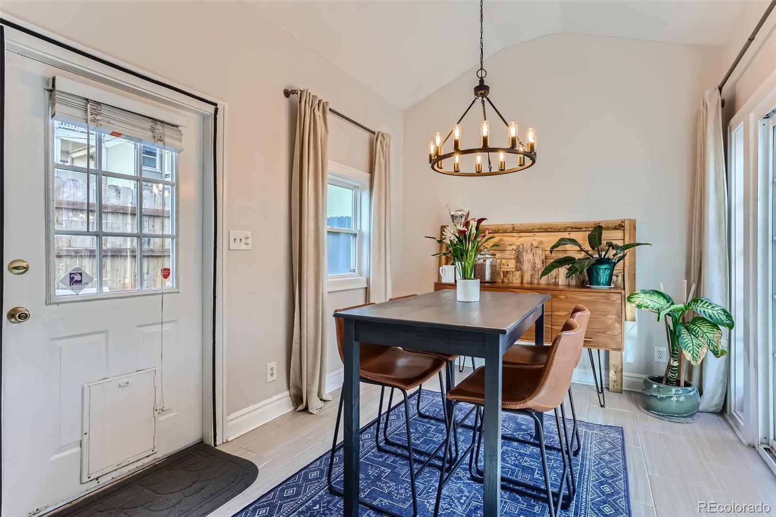 1414 N Clarkson Street