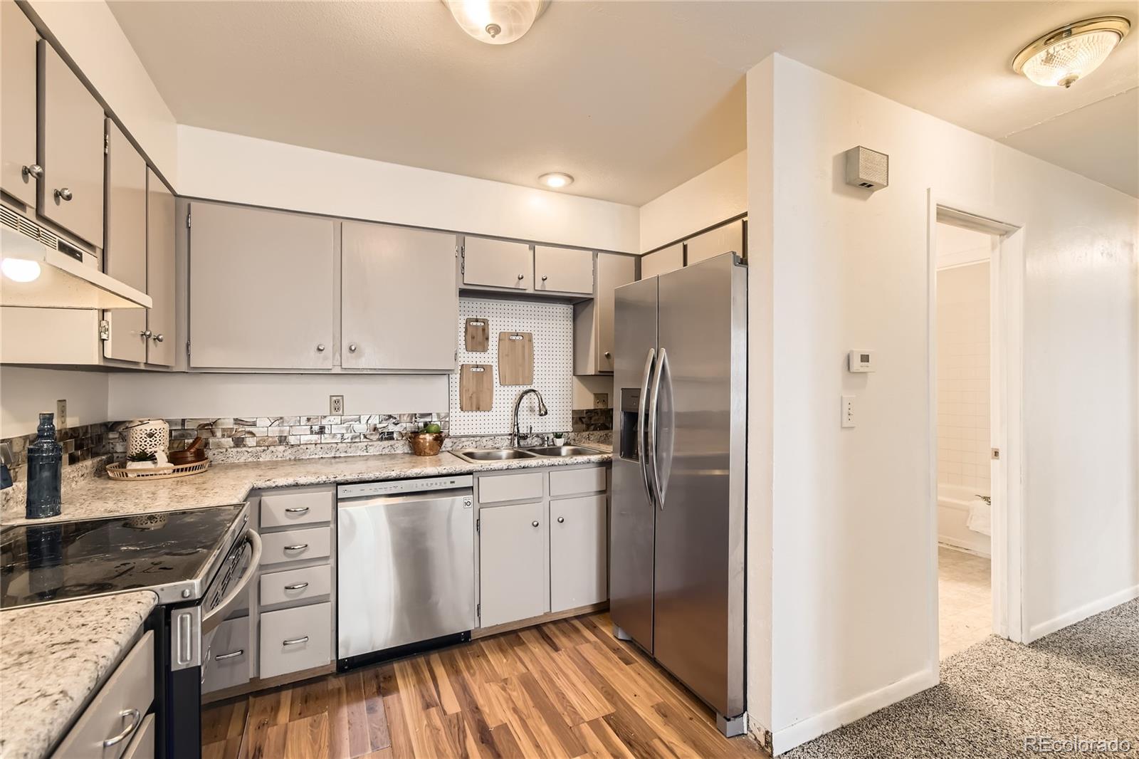7907 York Street Unit: 3