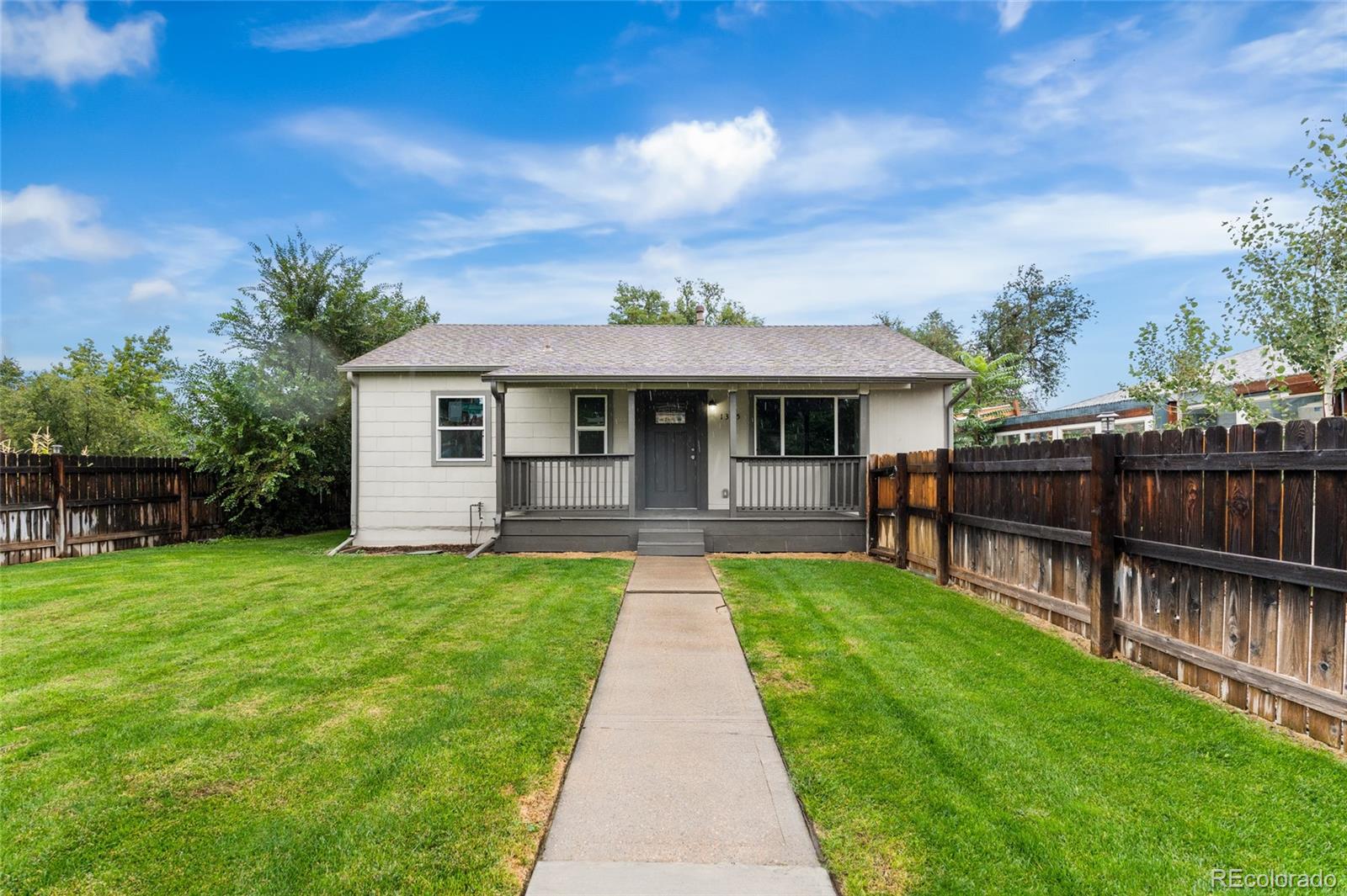 1395 W Exposition Avenue