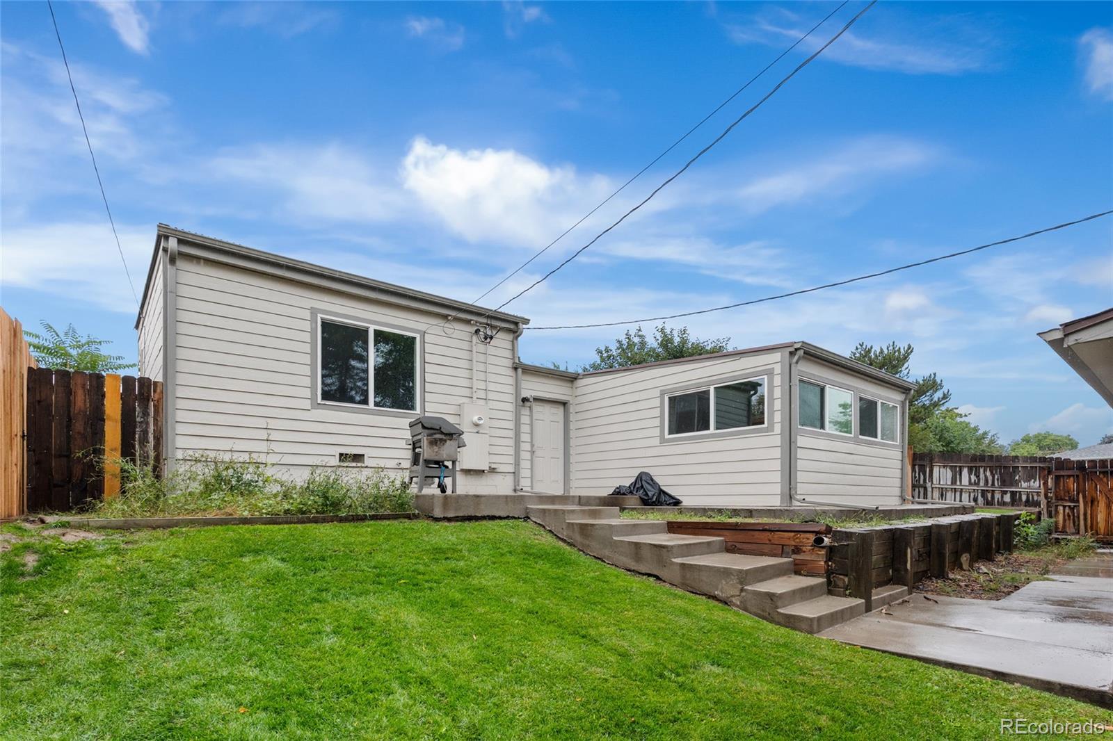 1395 W Exposition Avenue