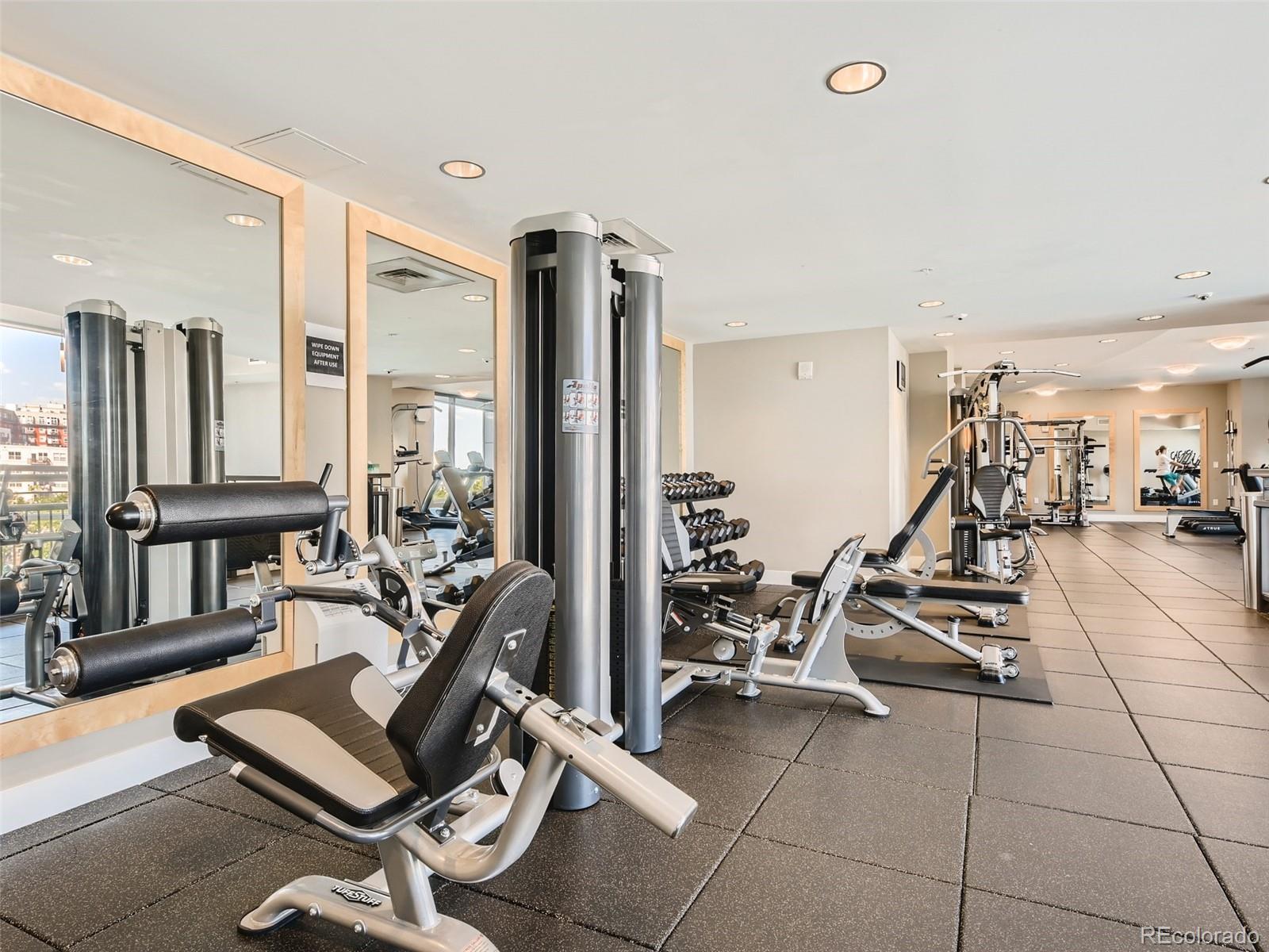 2001 Lincoln Street Unit: 1412