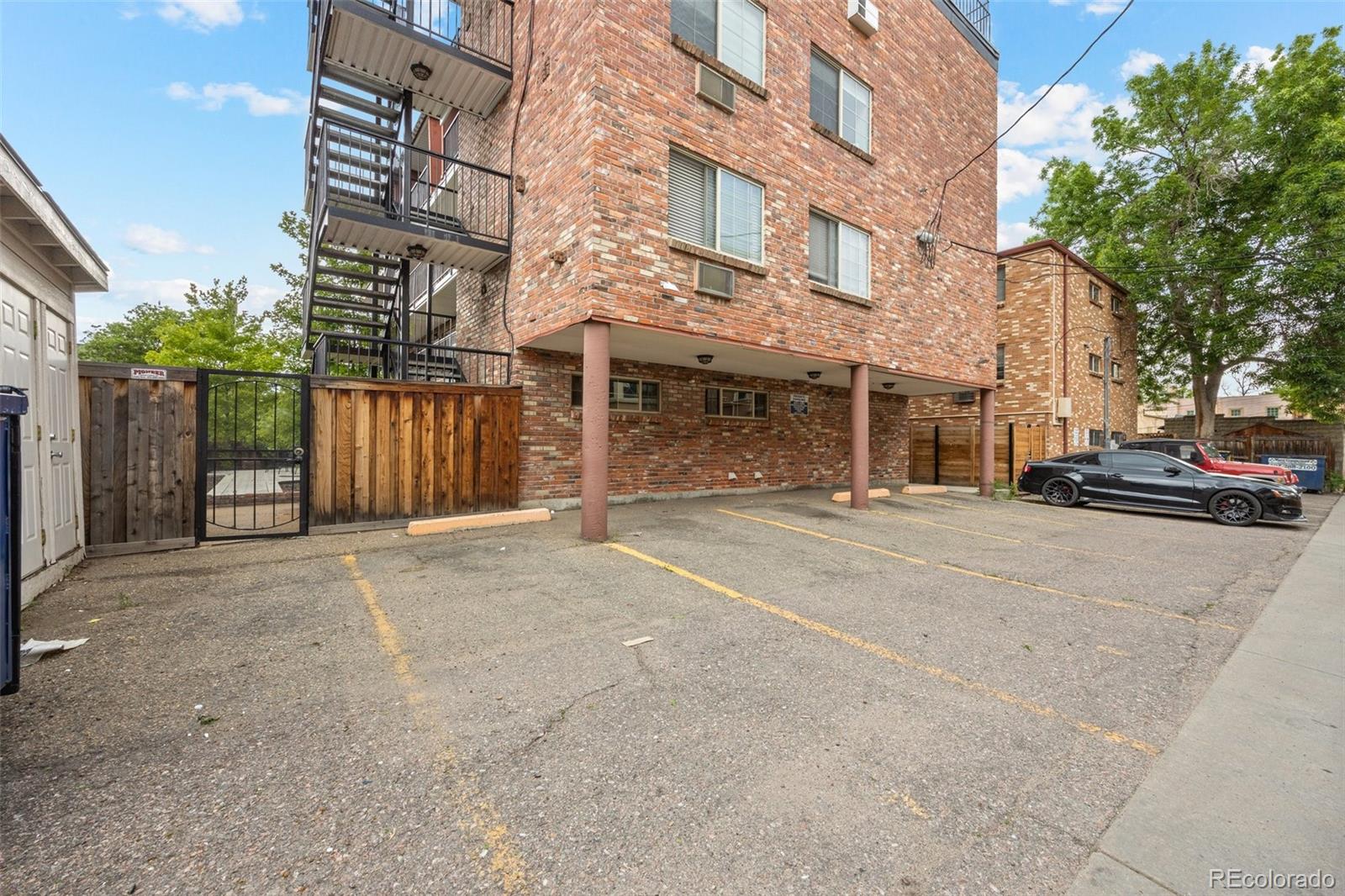 30 N Emerson Street Unit: 102