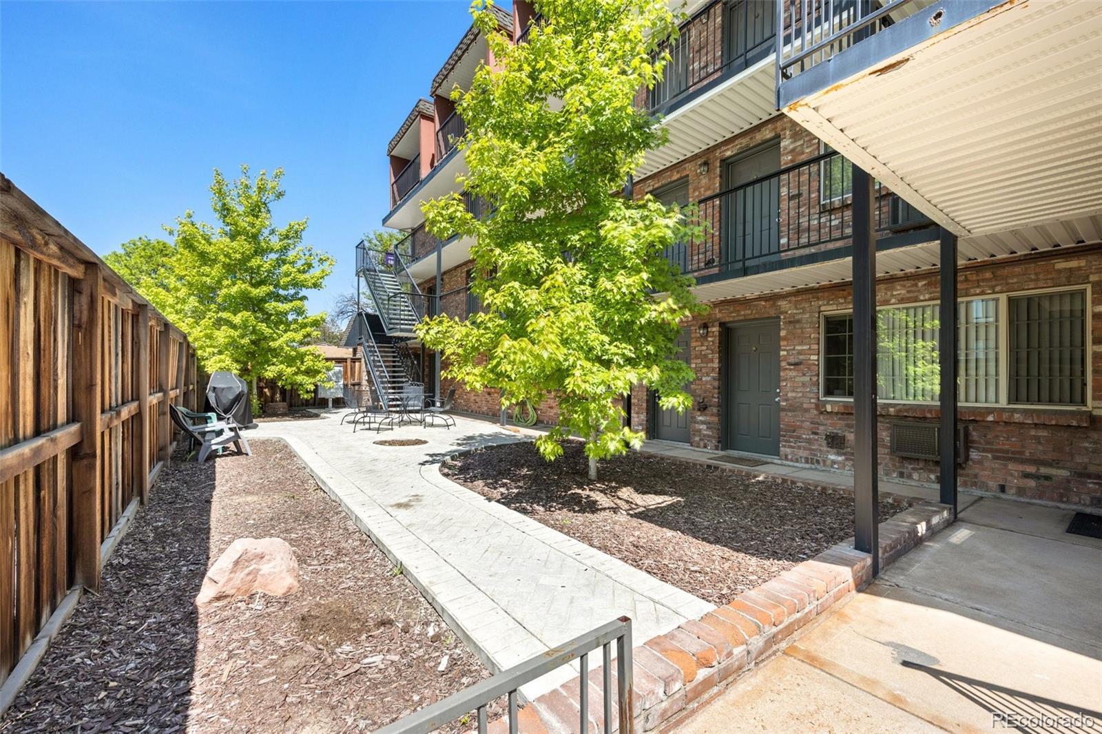 30 N Emerson Street Unit: 102