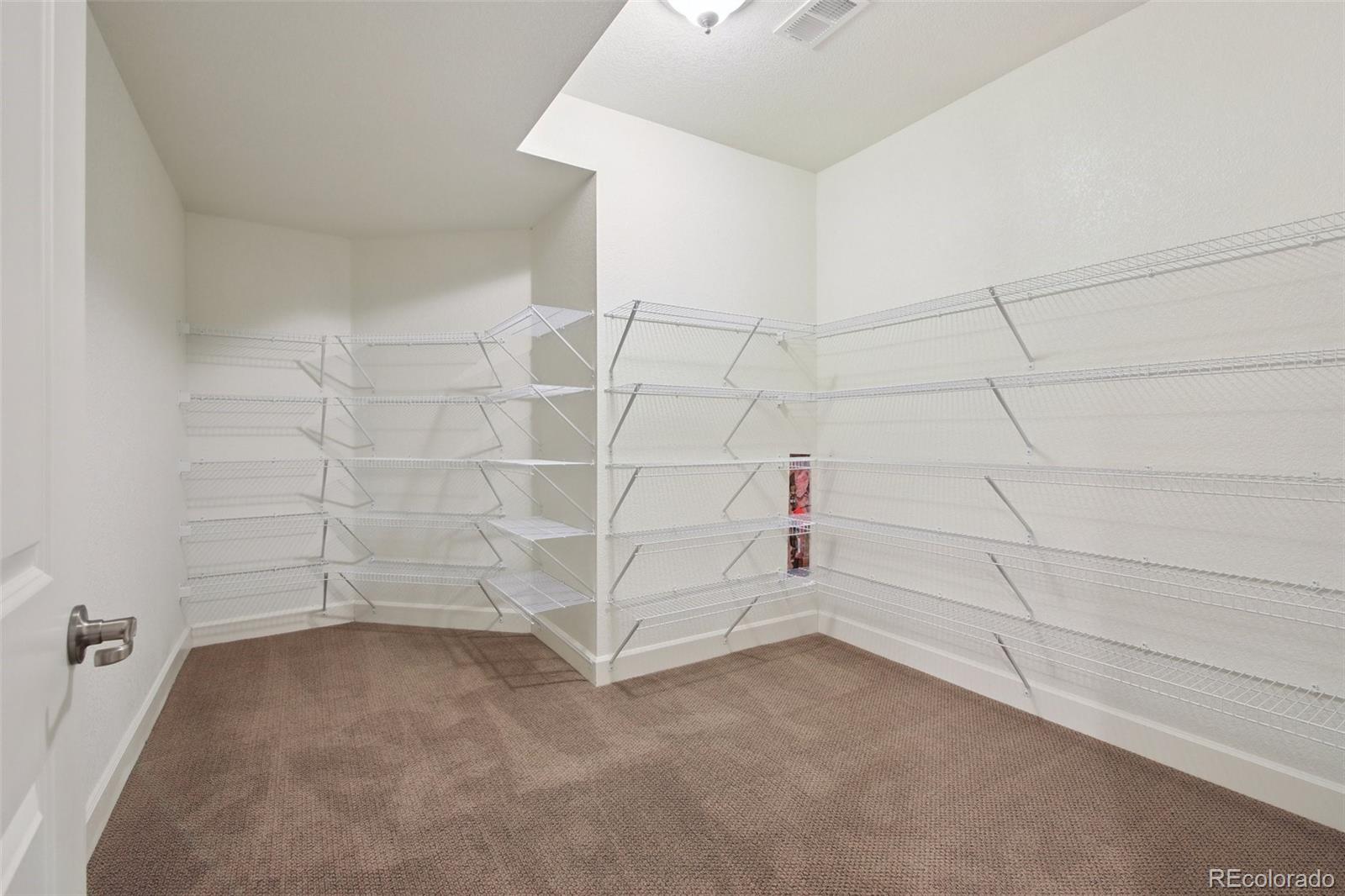 16530 W 86th Place Unit: B