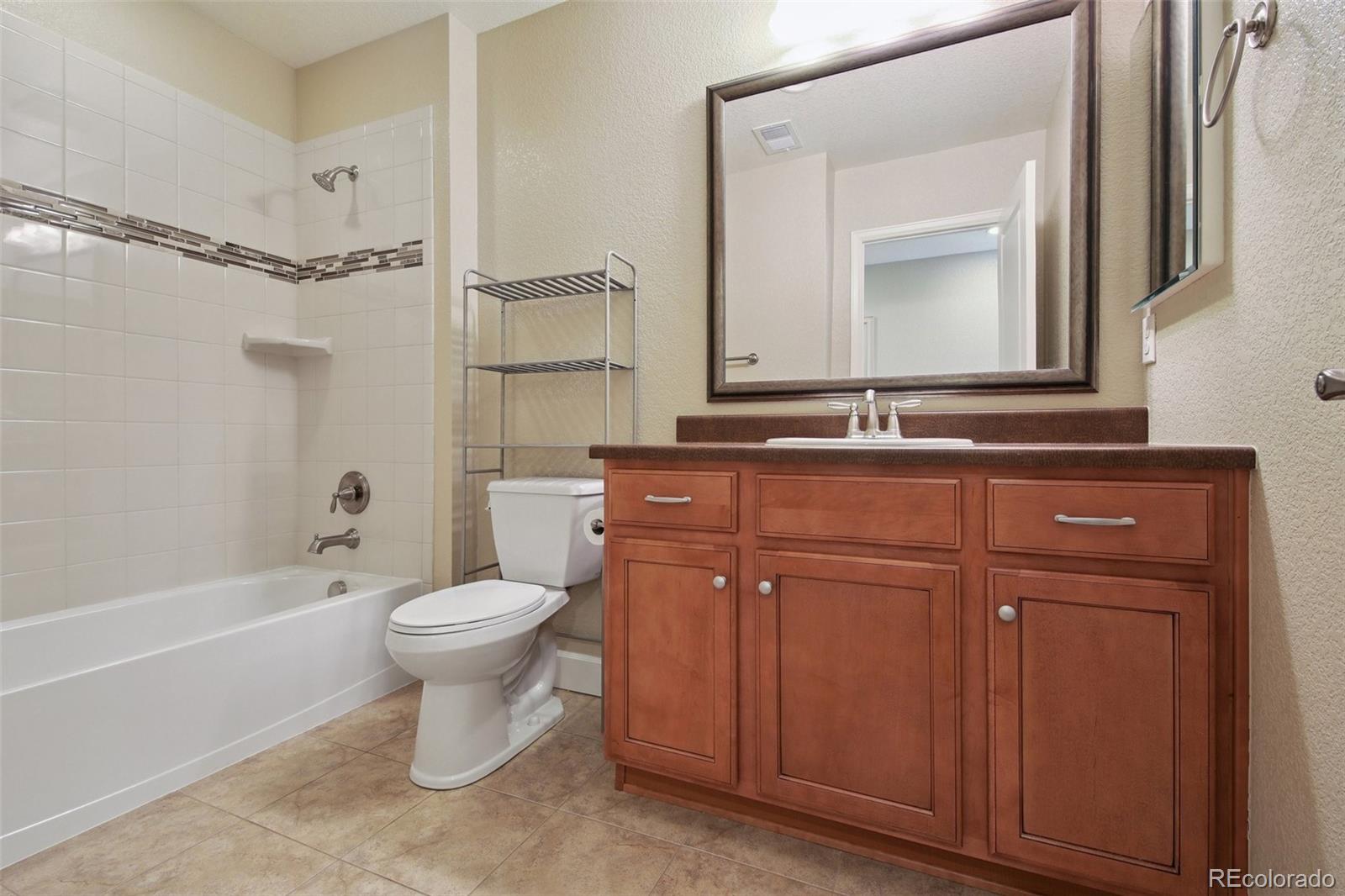 16530 W 86th Place Unit: B