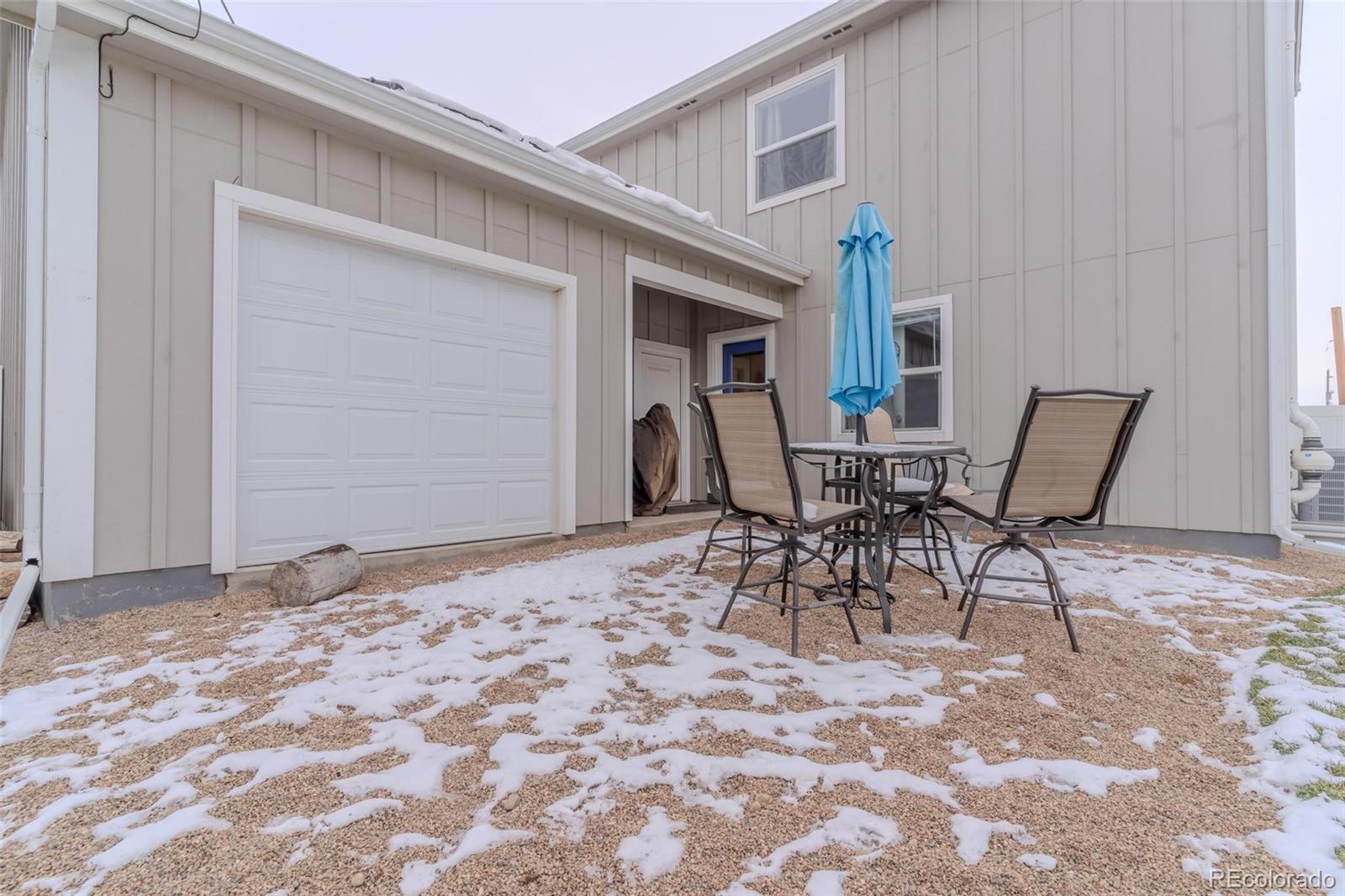 7775 5th Street Unit: 4