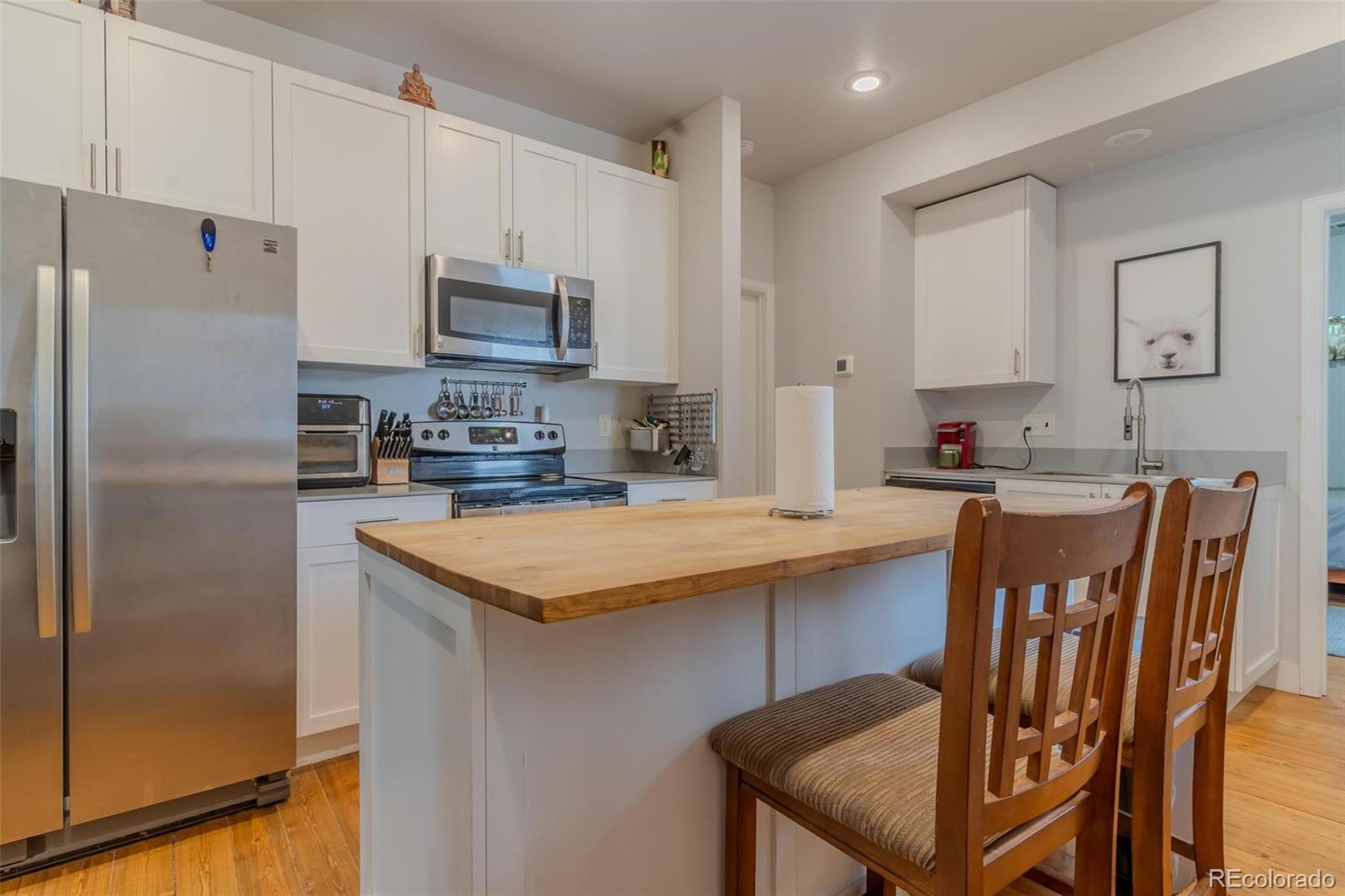 7775 5th Street Unit: 4