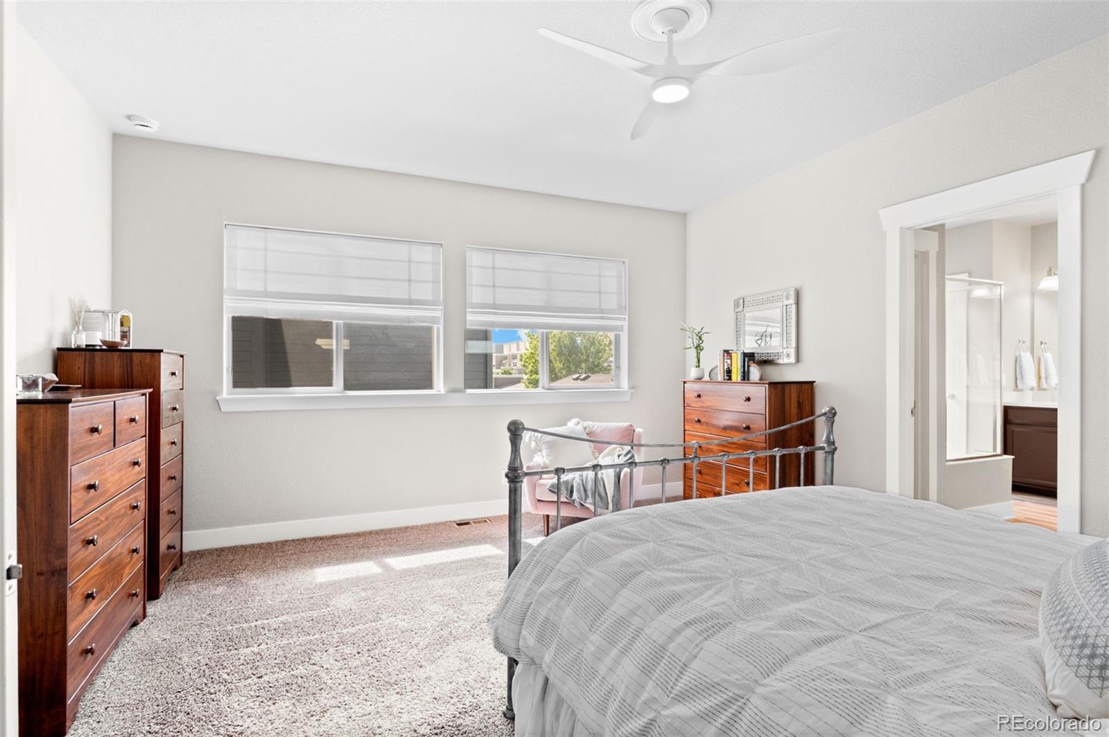 5463 Verbena Street