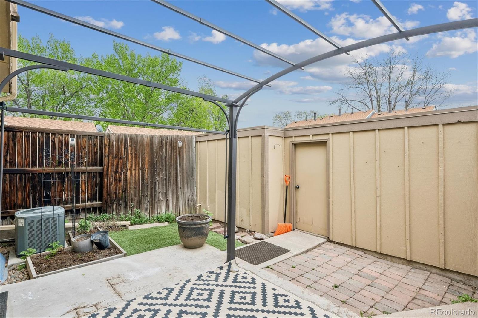 7101 W Yale Avenue Unit: 303
