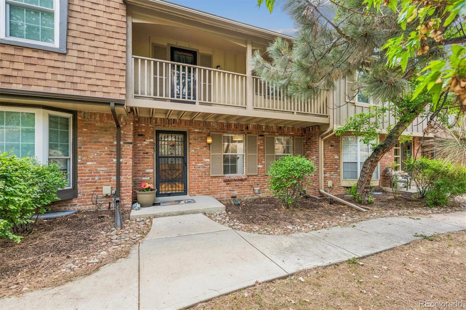 7101 W Yale Avenue Unit: 303