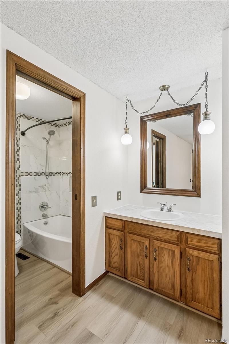7101 W Yale Avenue Unit: 303
