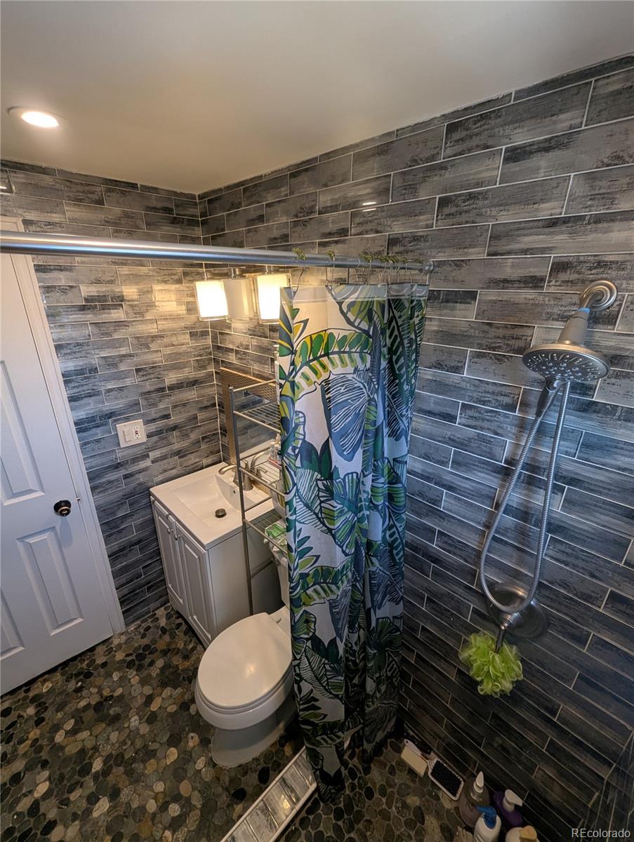 6710 Clermont Street