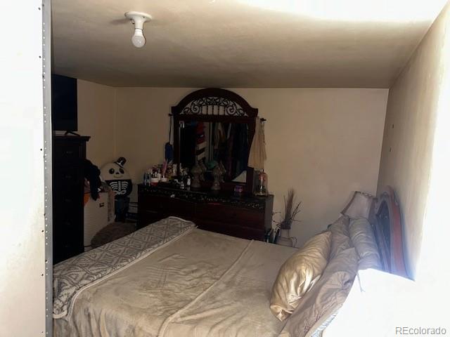 5565 Washington Street