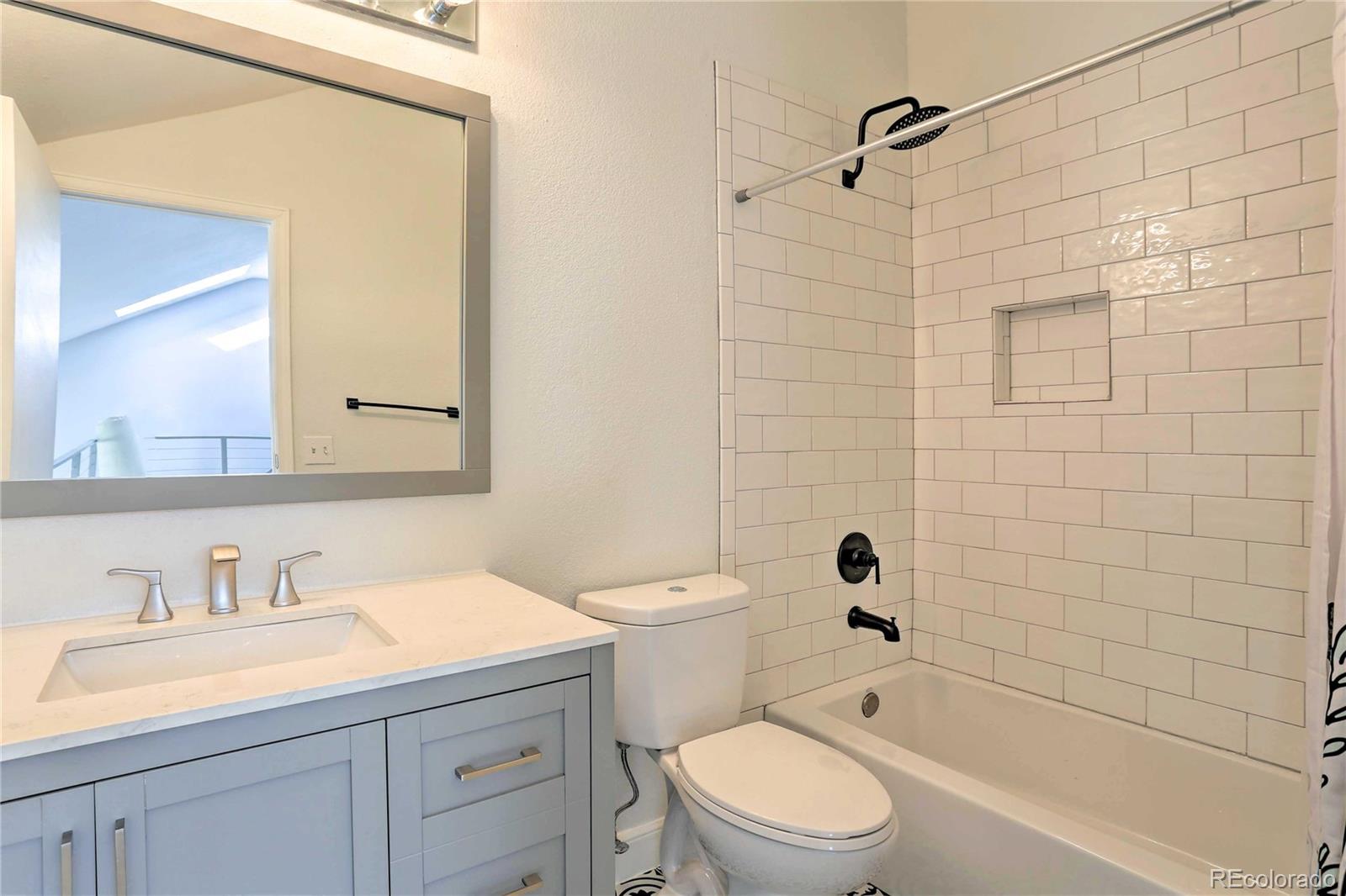 837 E 17th Avenue Unit: 3G