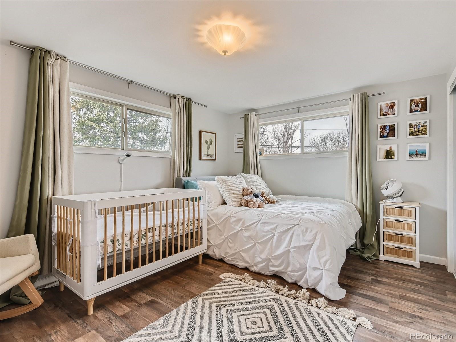 1530 W 104th Place