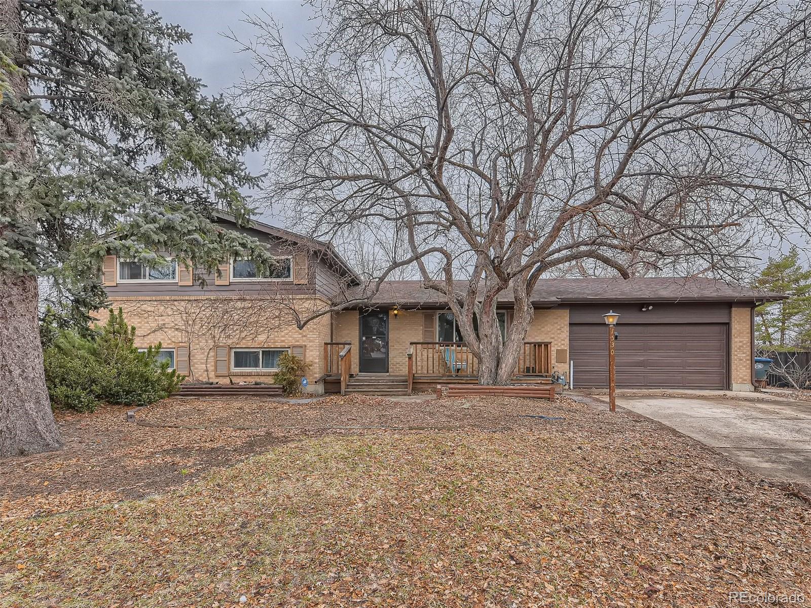 1530 W 104th Place