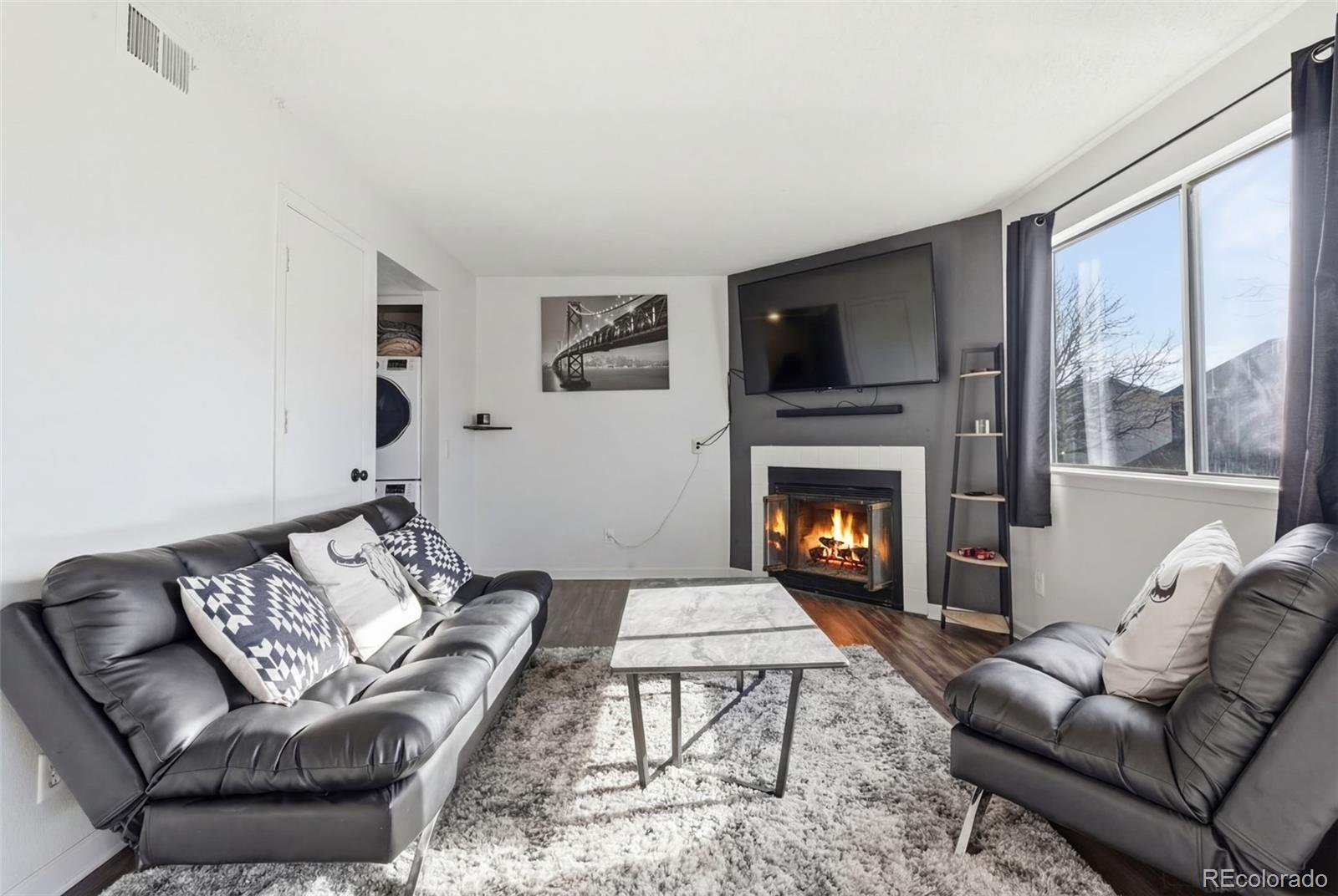 1342 S Cathay Court Unit: 101
