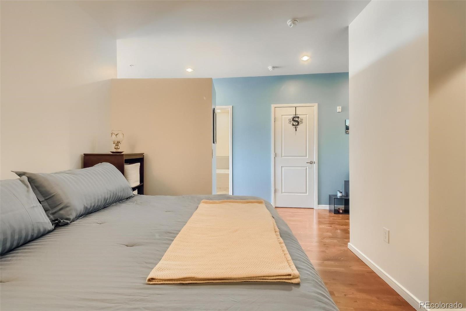 2958 Syracuse Street Unit: 306