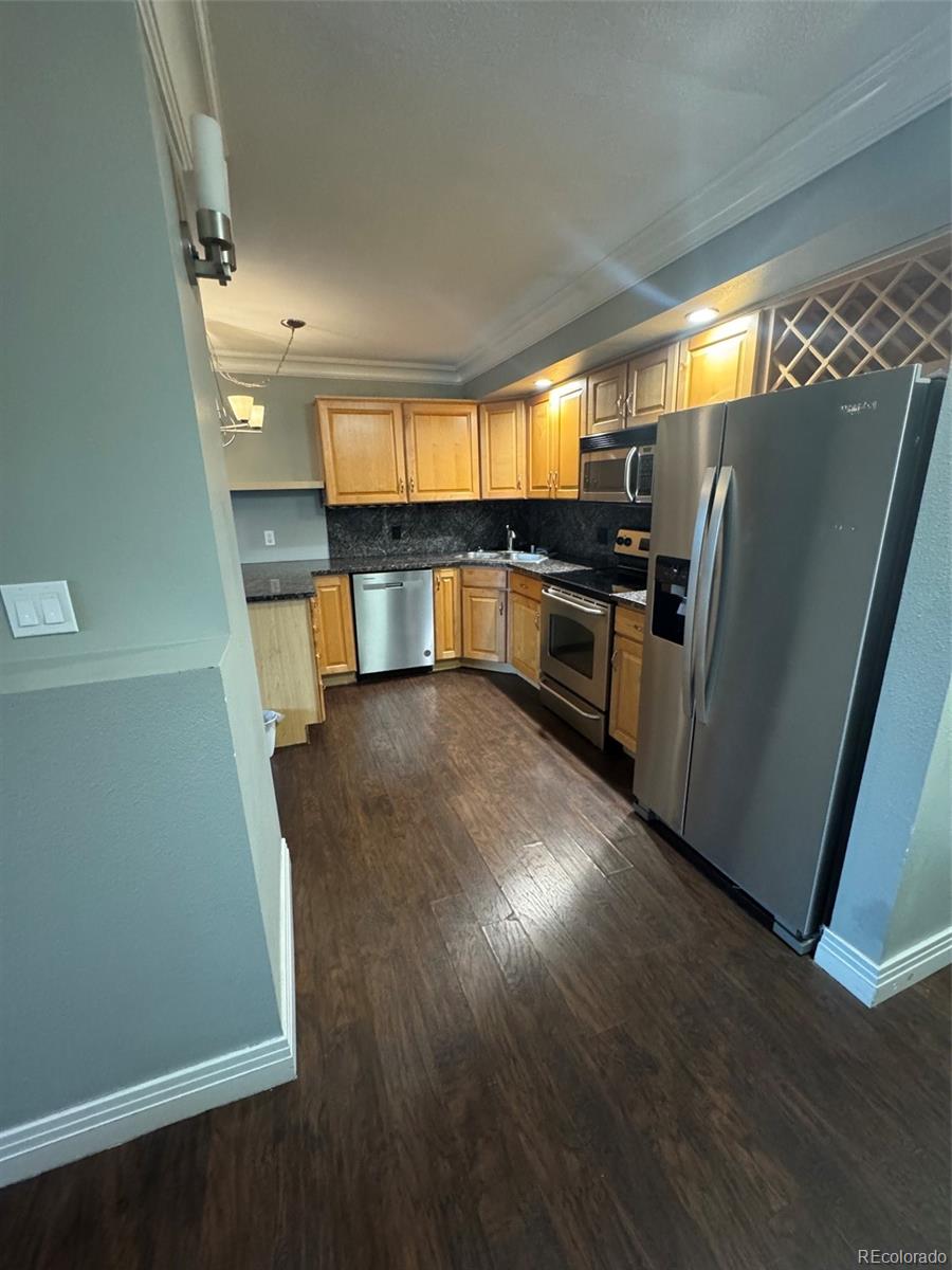 601 W 11th Avenue Unit: 1006