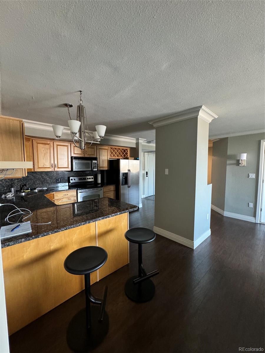 601 W 11th Avenue Unit: 1006