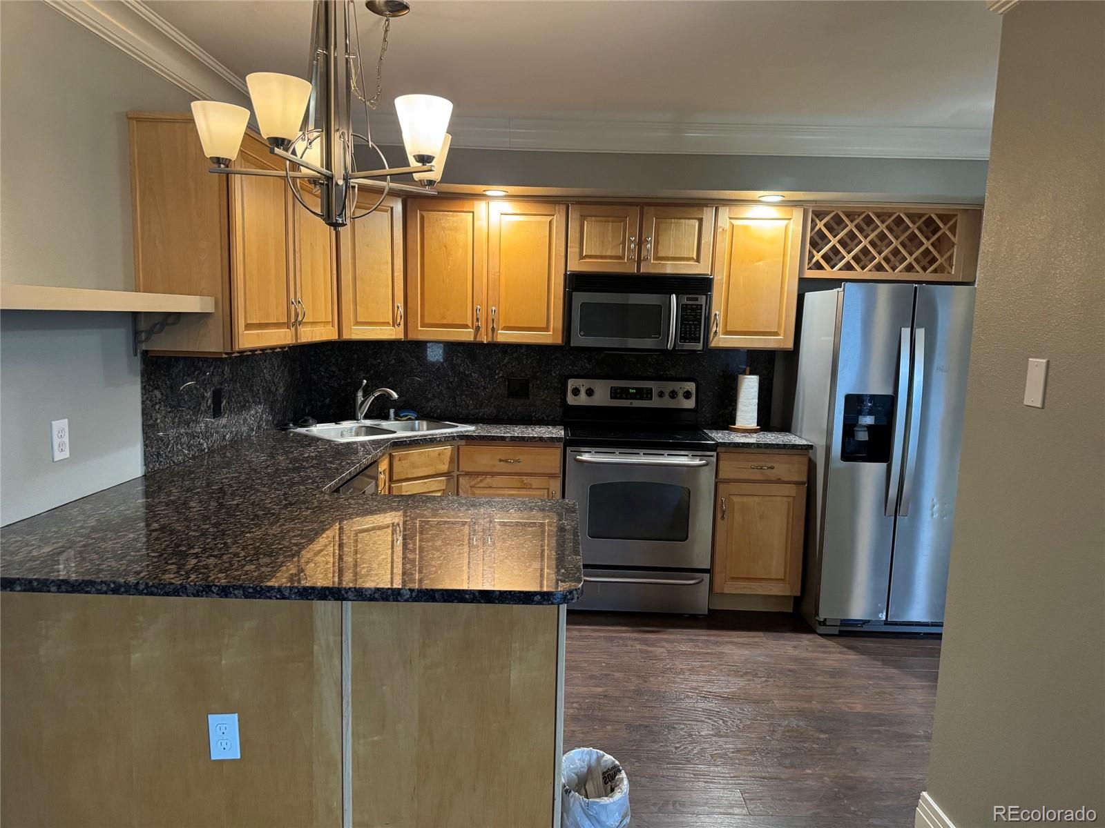 601 W 11th Avenue Unit: 1006