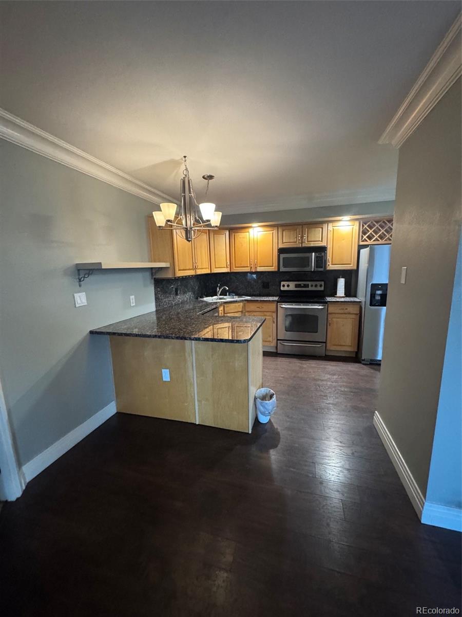 601 W 11th Avenue Unit: 1006