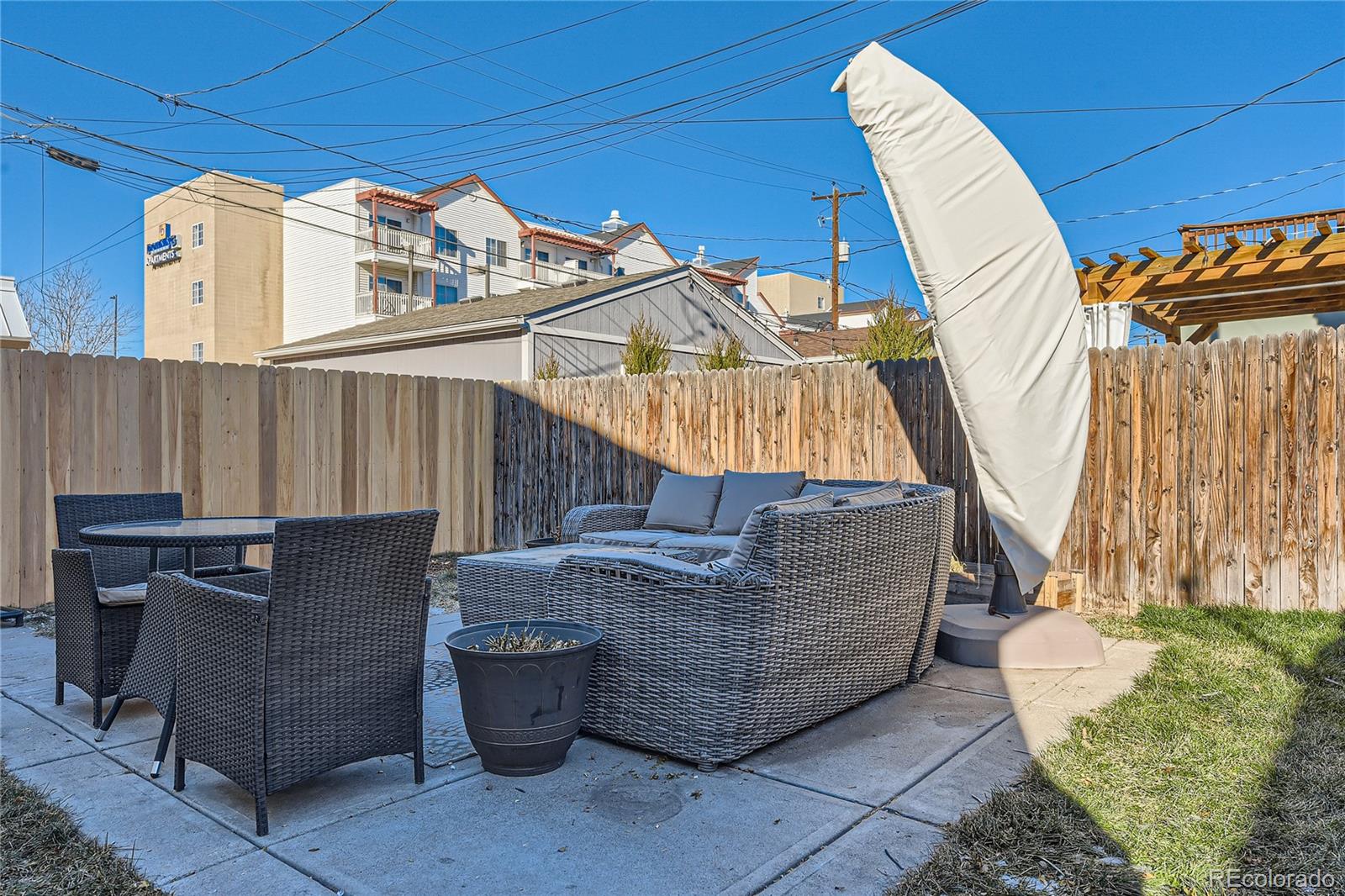 1227 E Martin Luther King Jr. Boulevard