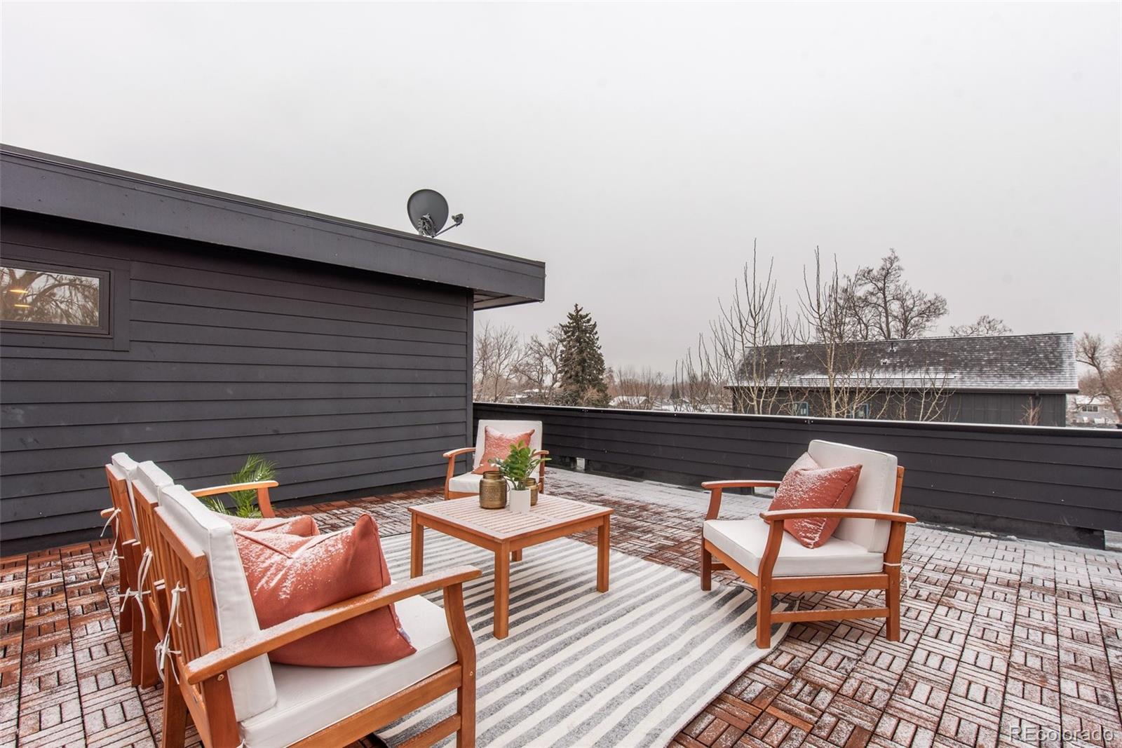 4633 Decatur Street