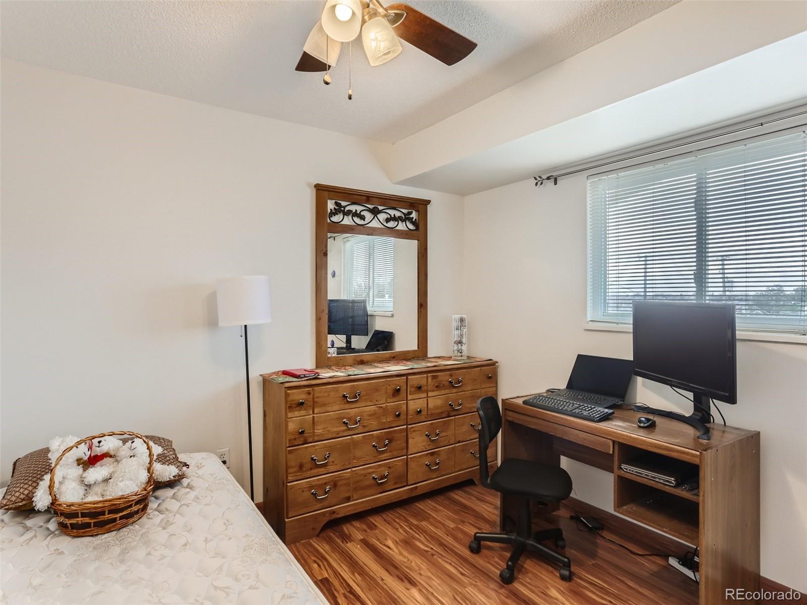 8739 Santa Fe Drive