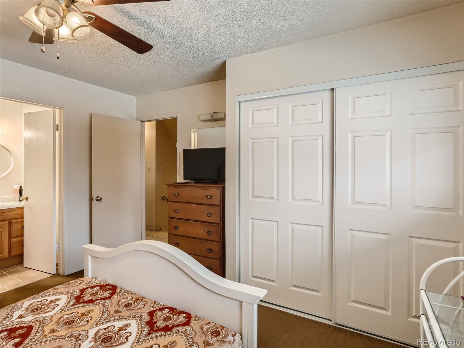 8739 Santa Fe Drive