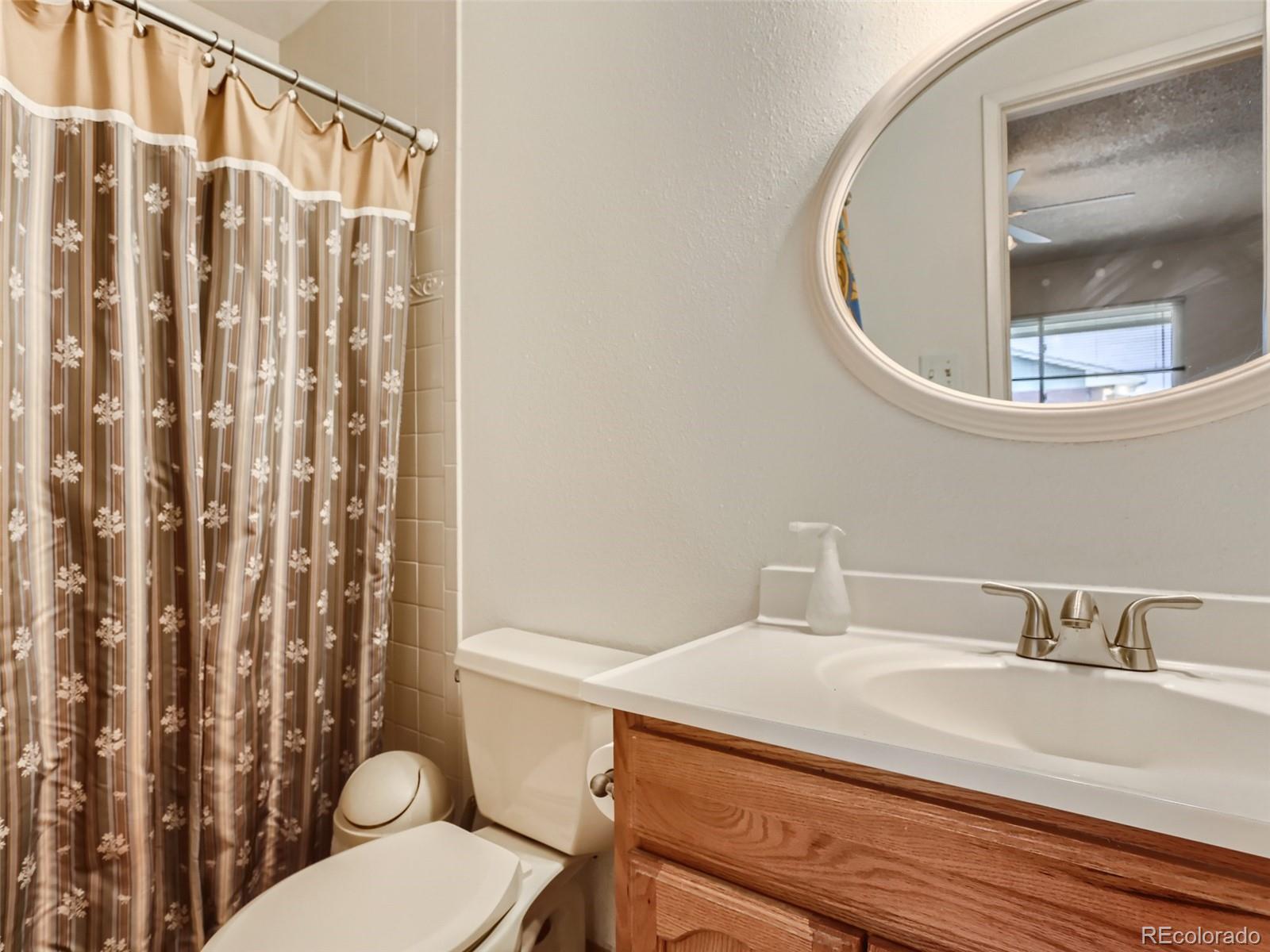 8739 Santa Fe Drive