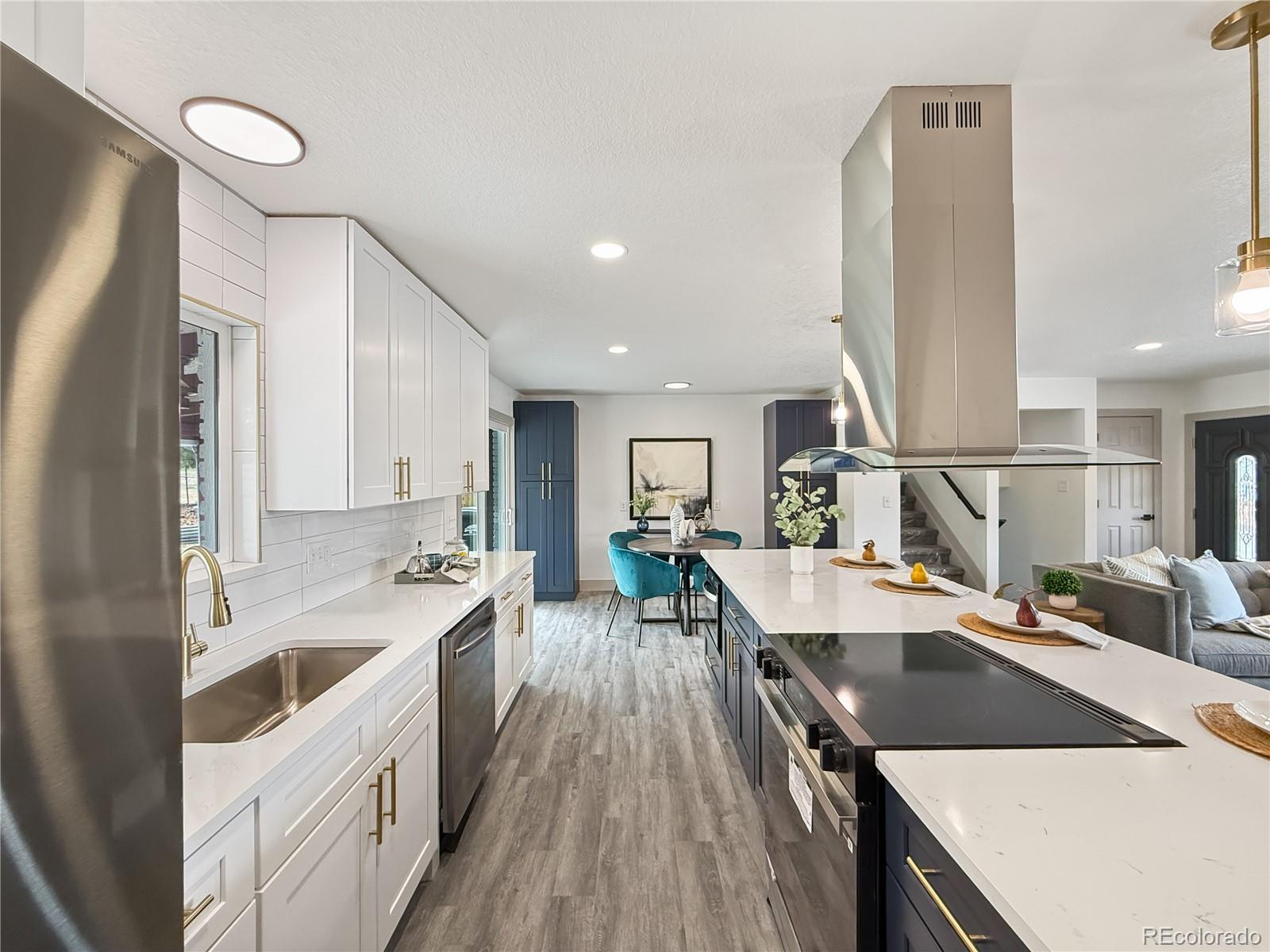 11310 W Center Ave