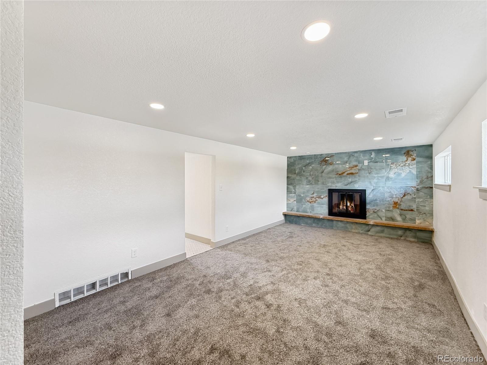 11310 W Center Ave