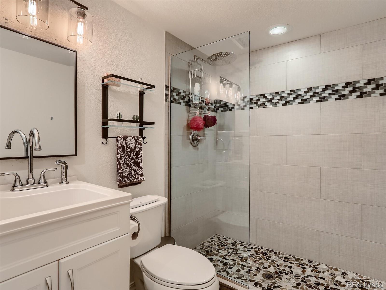 23501 Alamo Place Unit: B