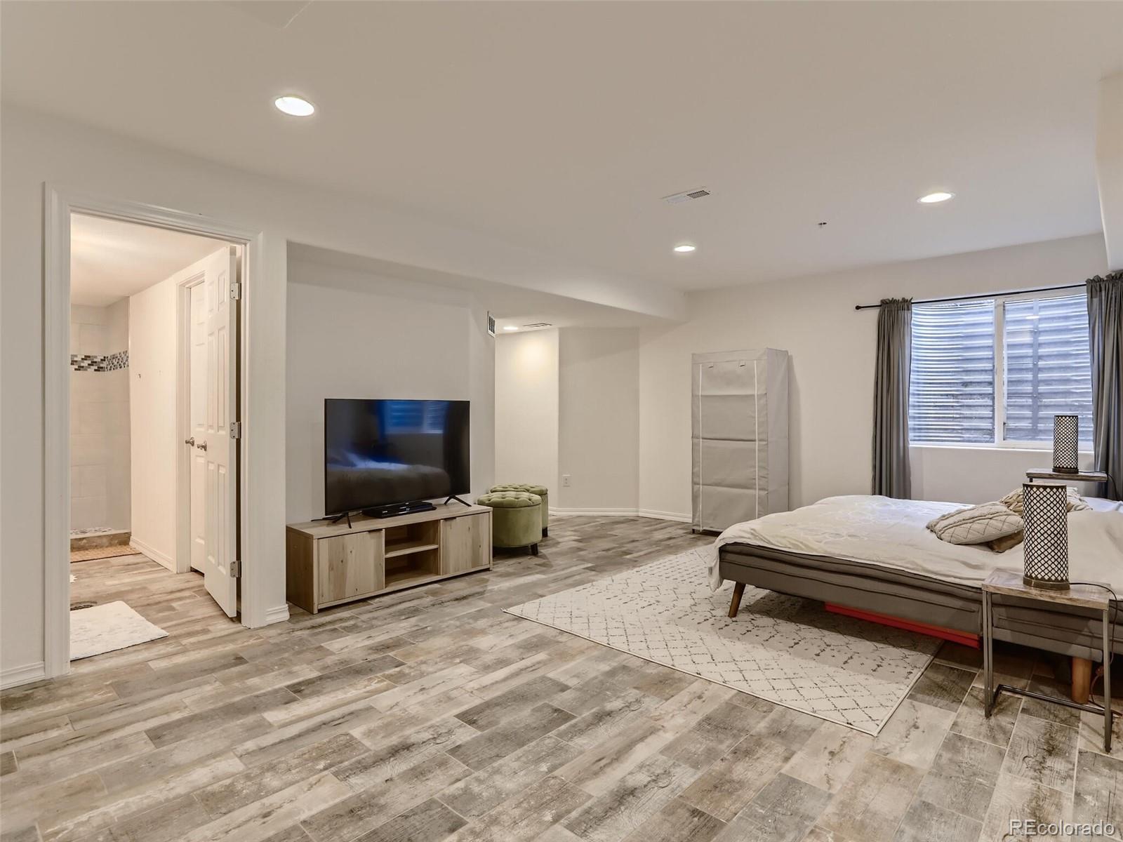 23501 Alamo Place Unit: B