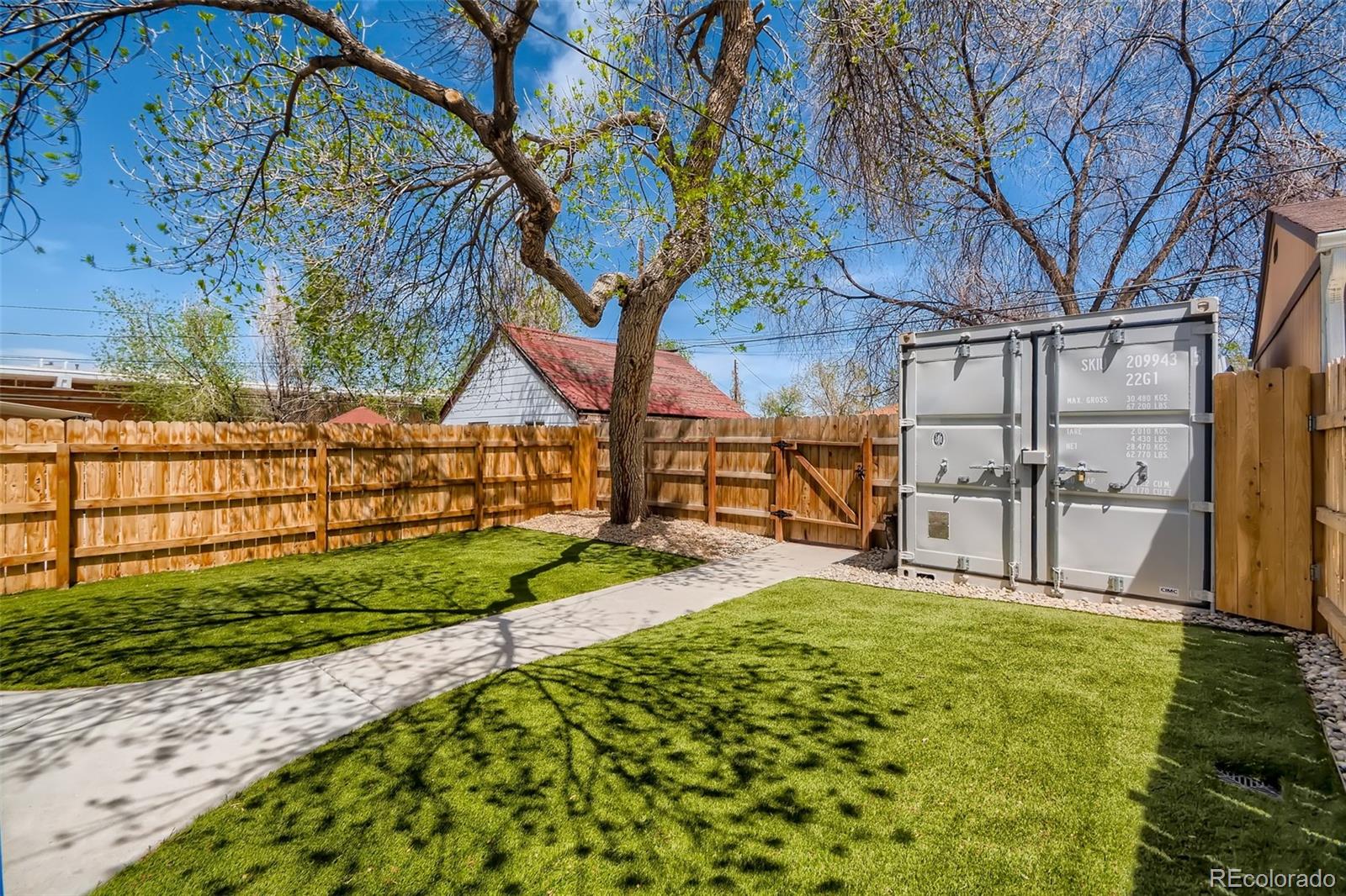 3750 N Fillmore Street