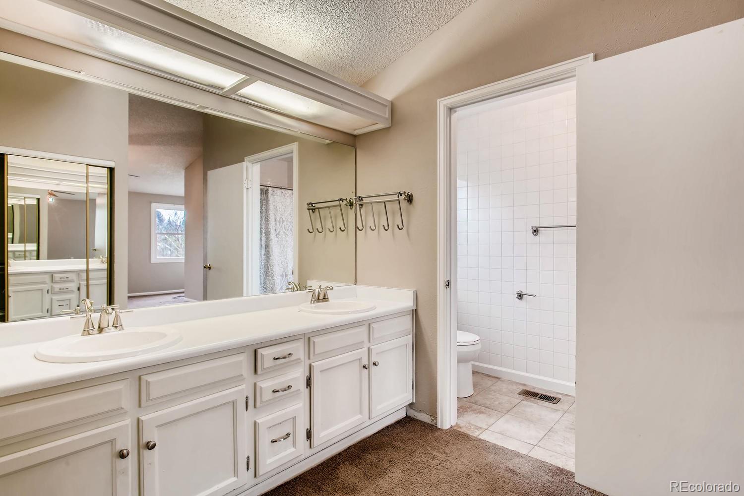 557 E Phillips Drive