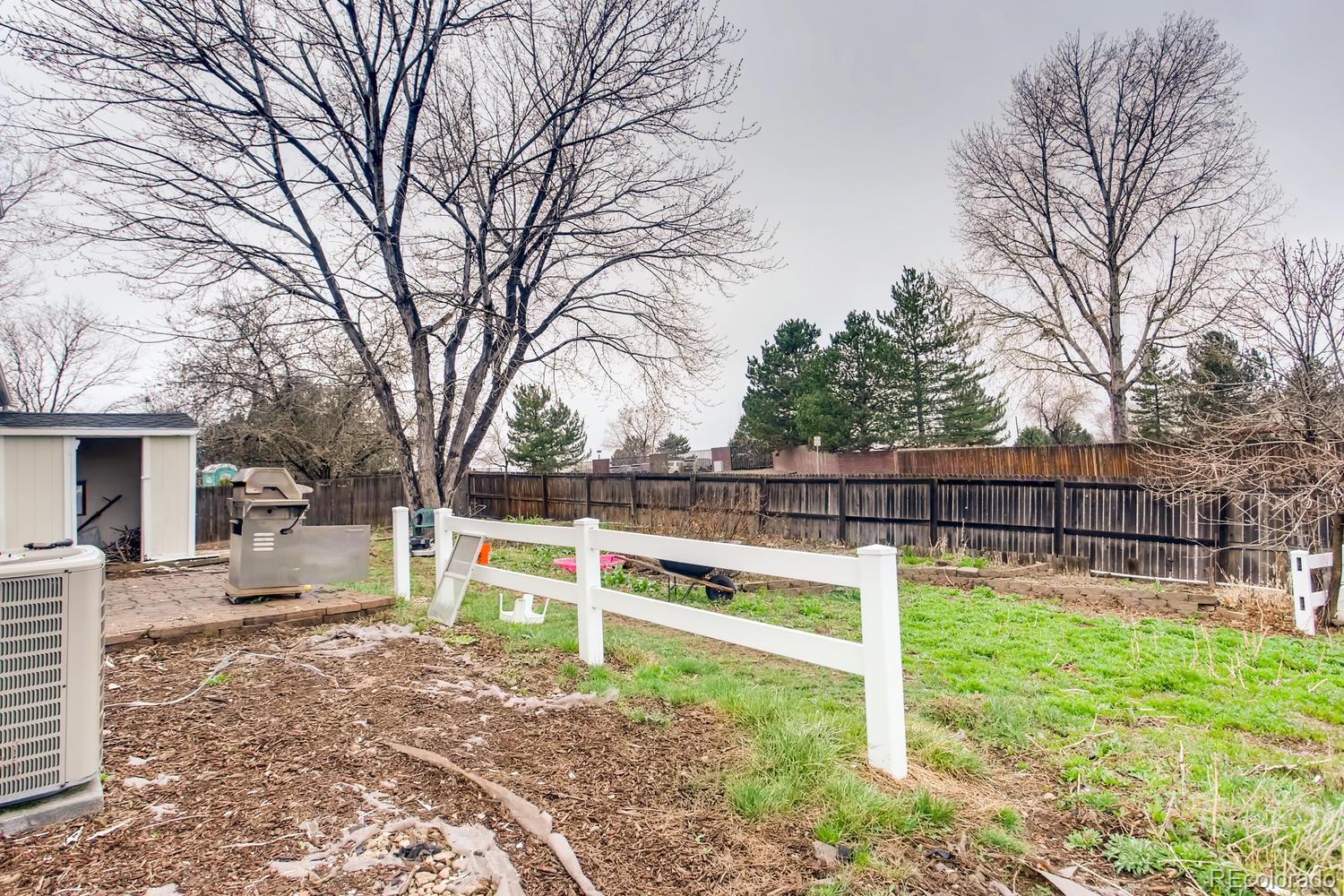 557 E Phillips Drive