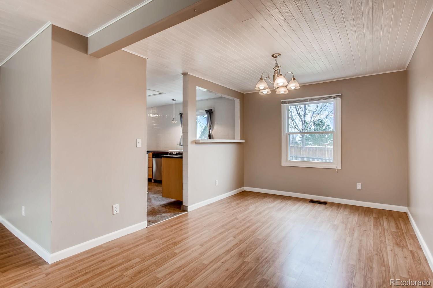 557 E Phillips Drive