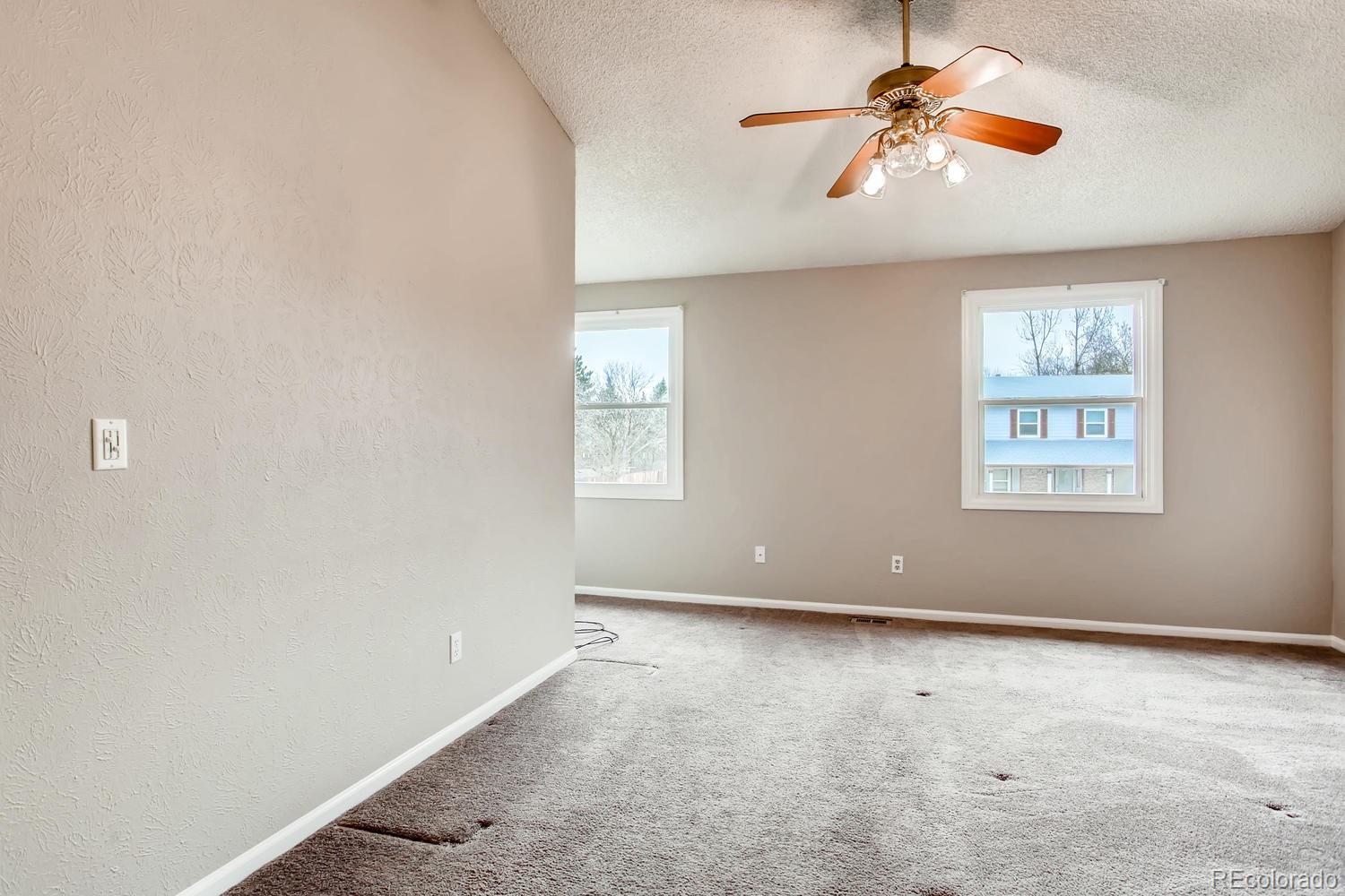 557 E Phillips Drive