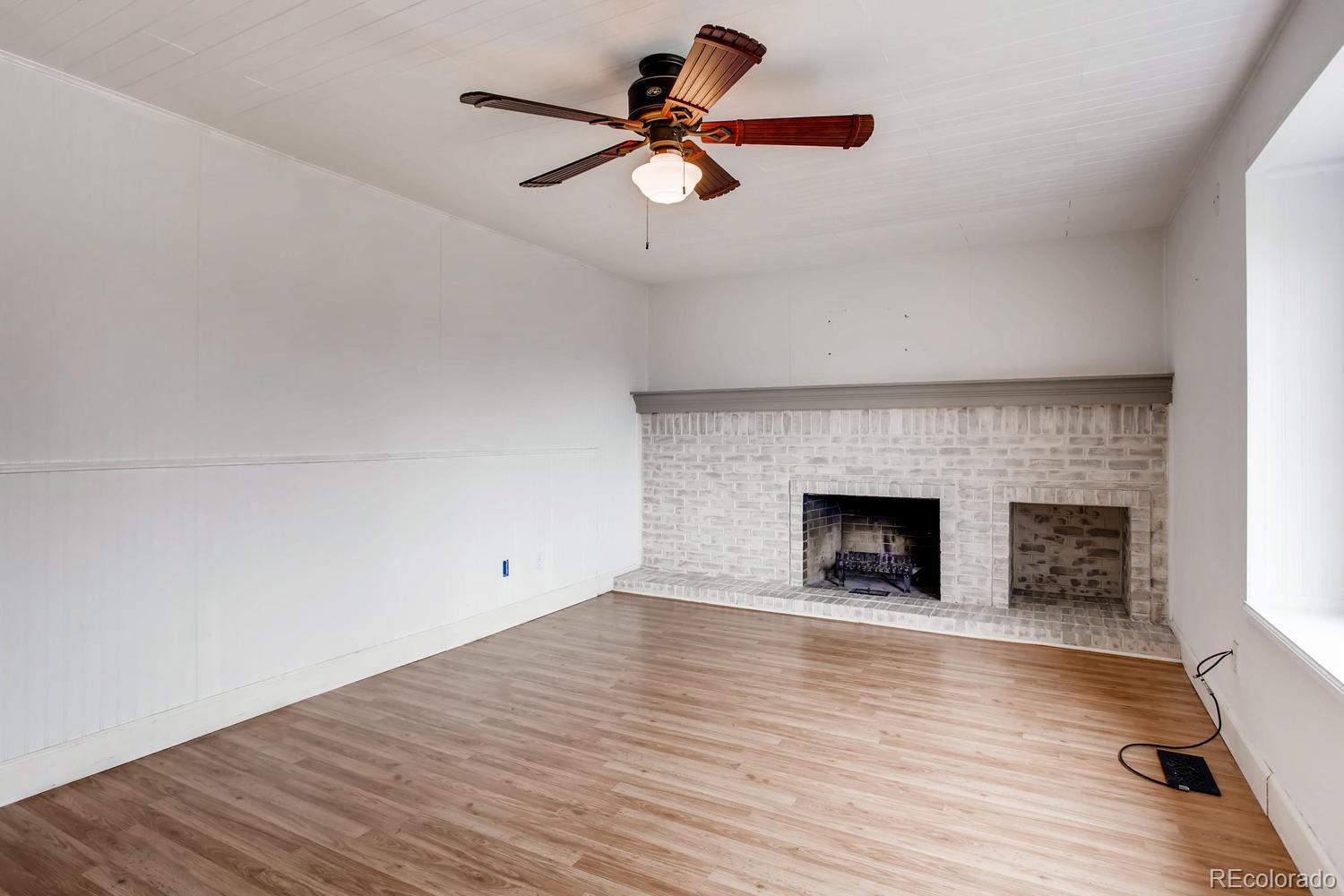 557 E Phillips Drive