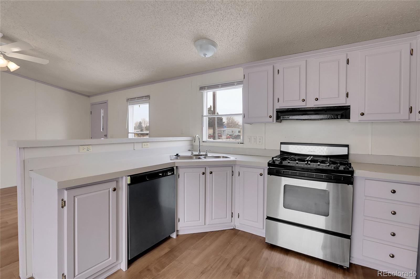 14470 E 13th F41 Avenue