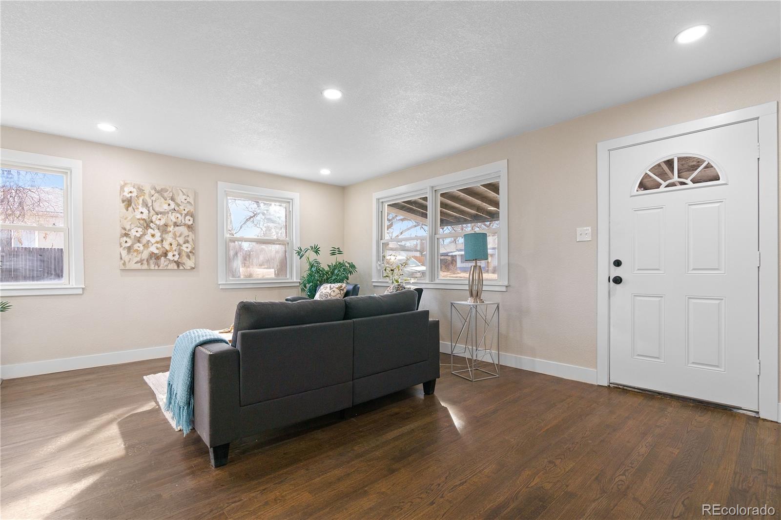 400 S Pierson Street